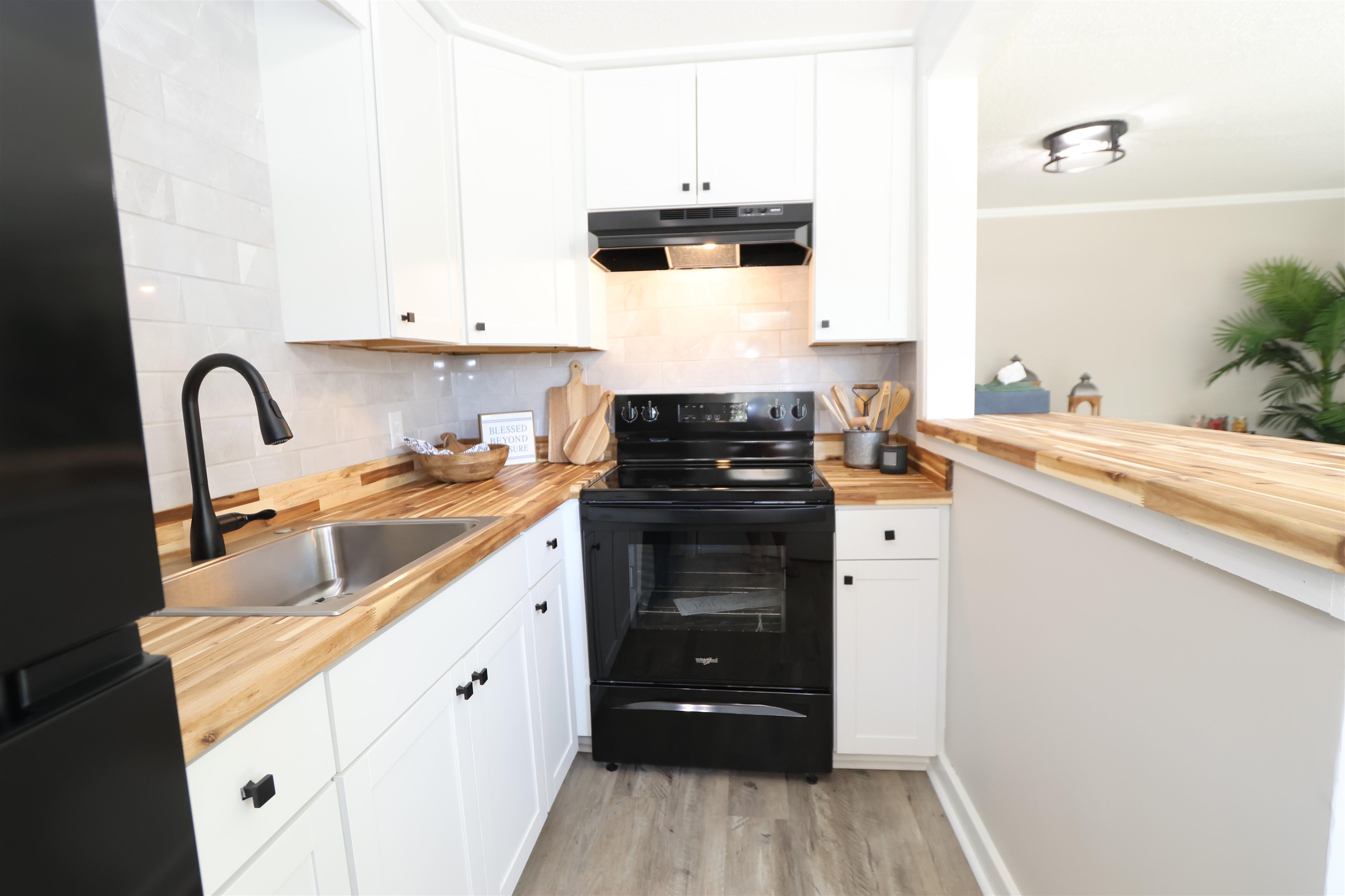 48 Blackstock Road Property Photo 37