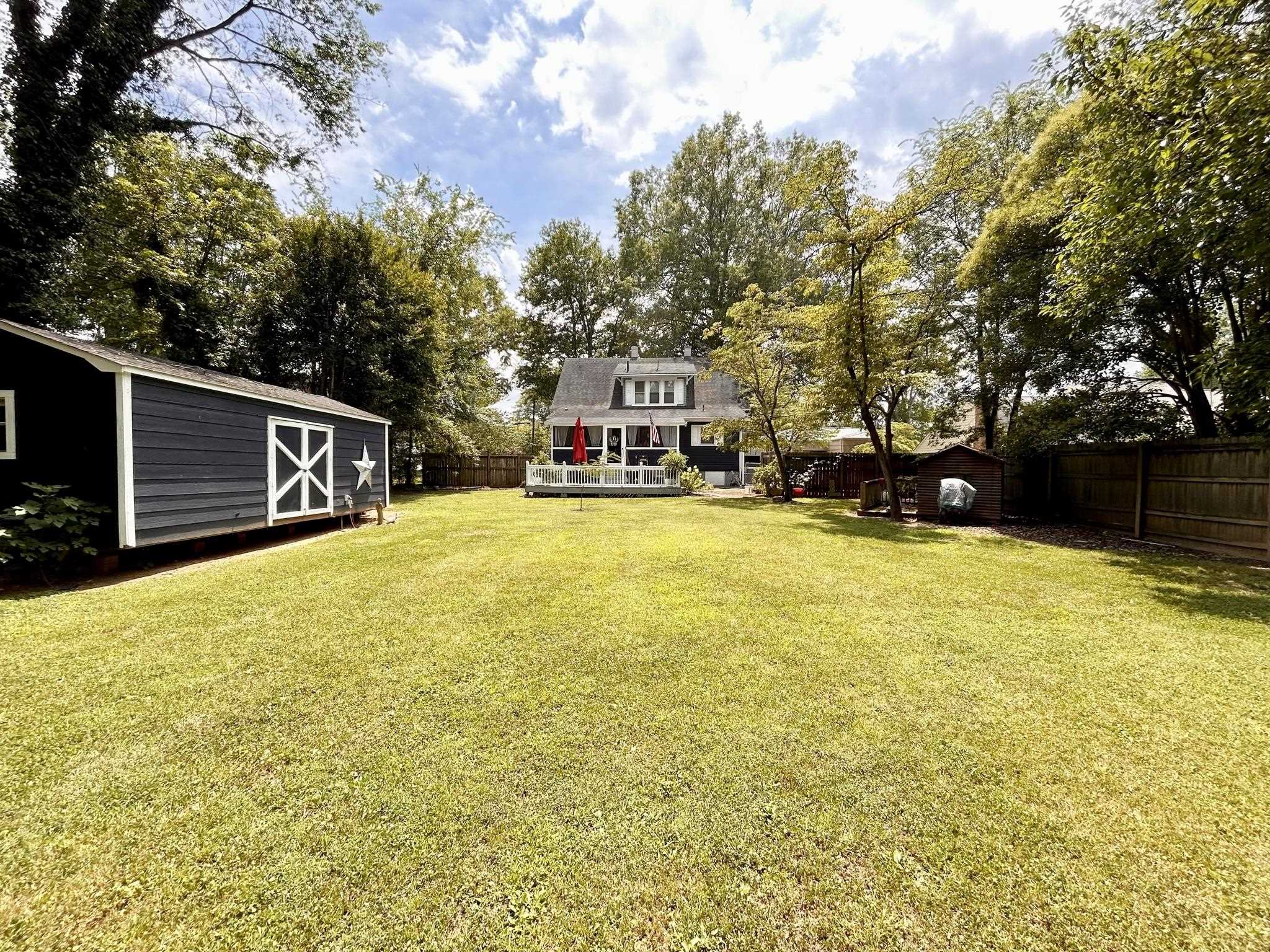 401 E Rutledge Avenue Property Photo 32