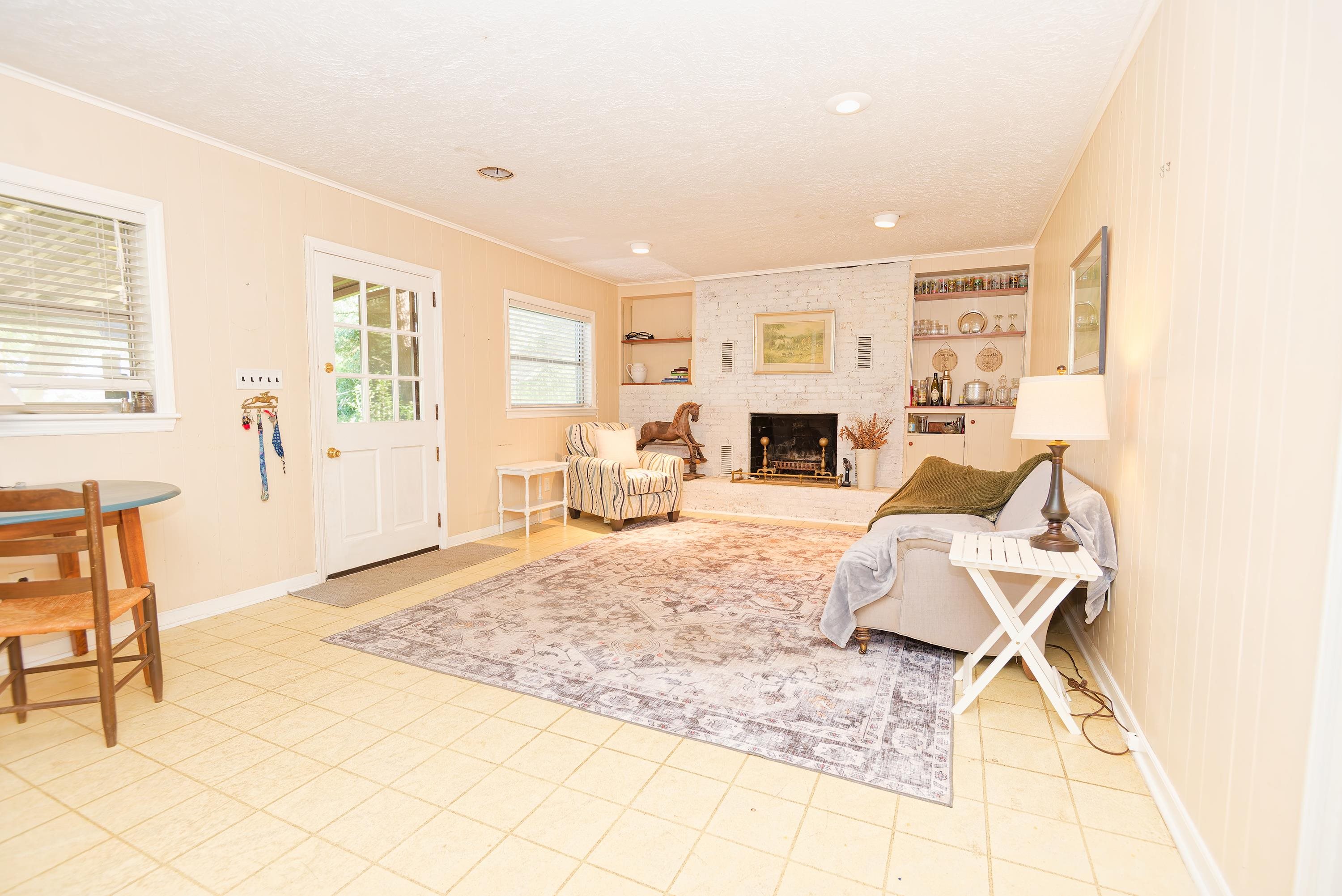 844, 846 Se Two Notch Road Property Photo 24