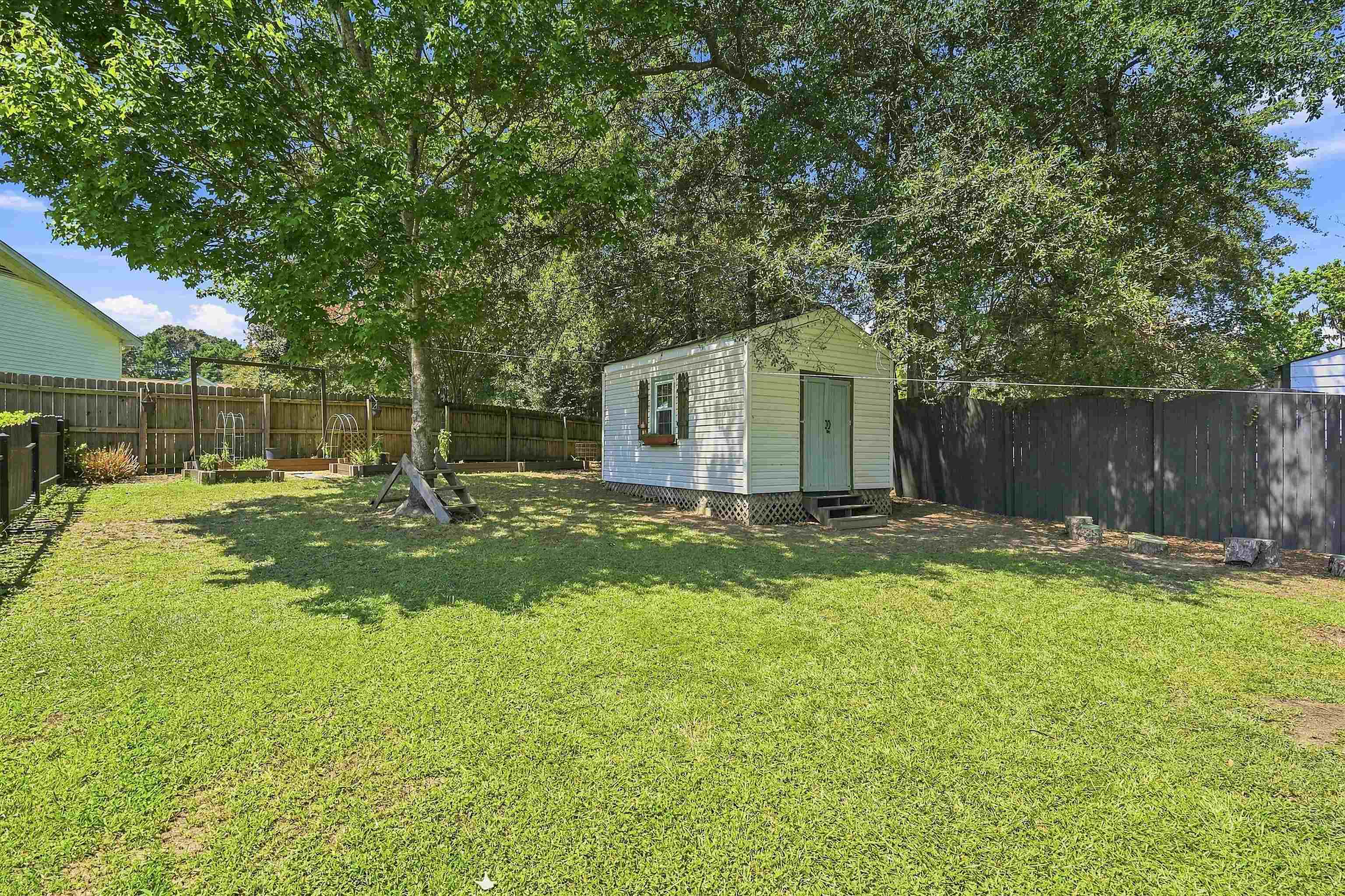109 Stonehenge Court Property Photo 27