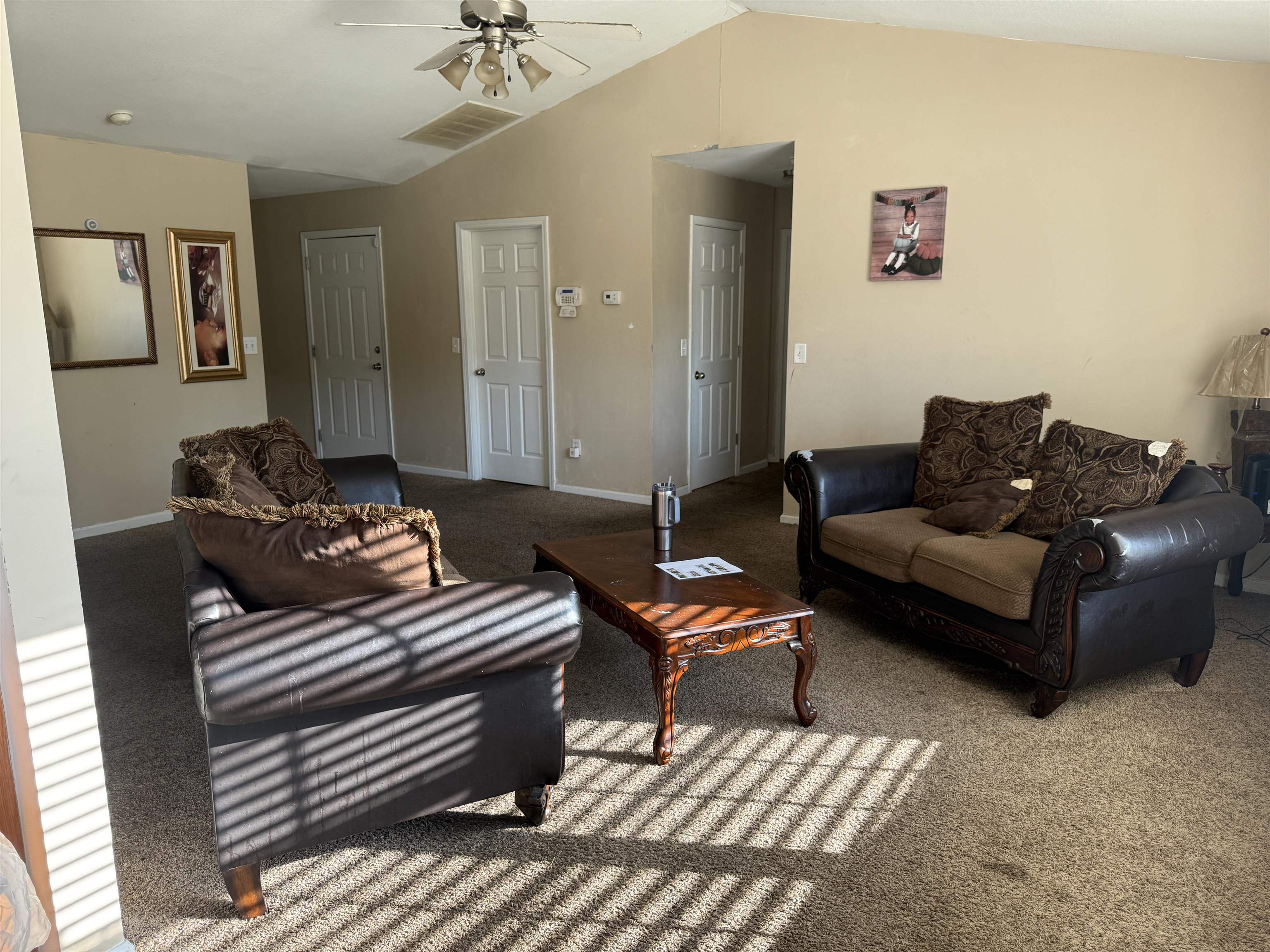 324 Lockport Way Property Photo 6