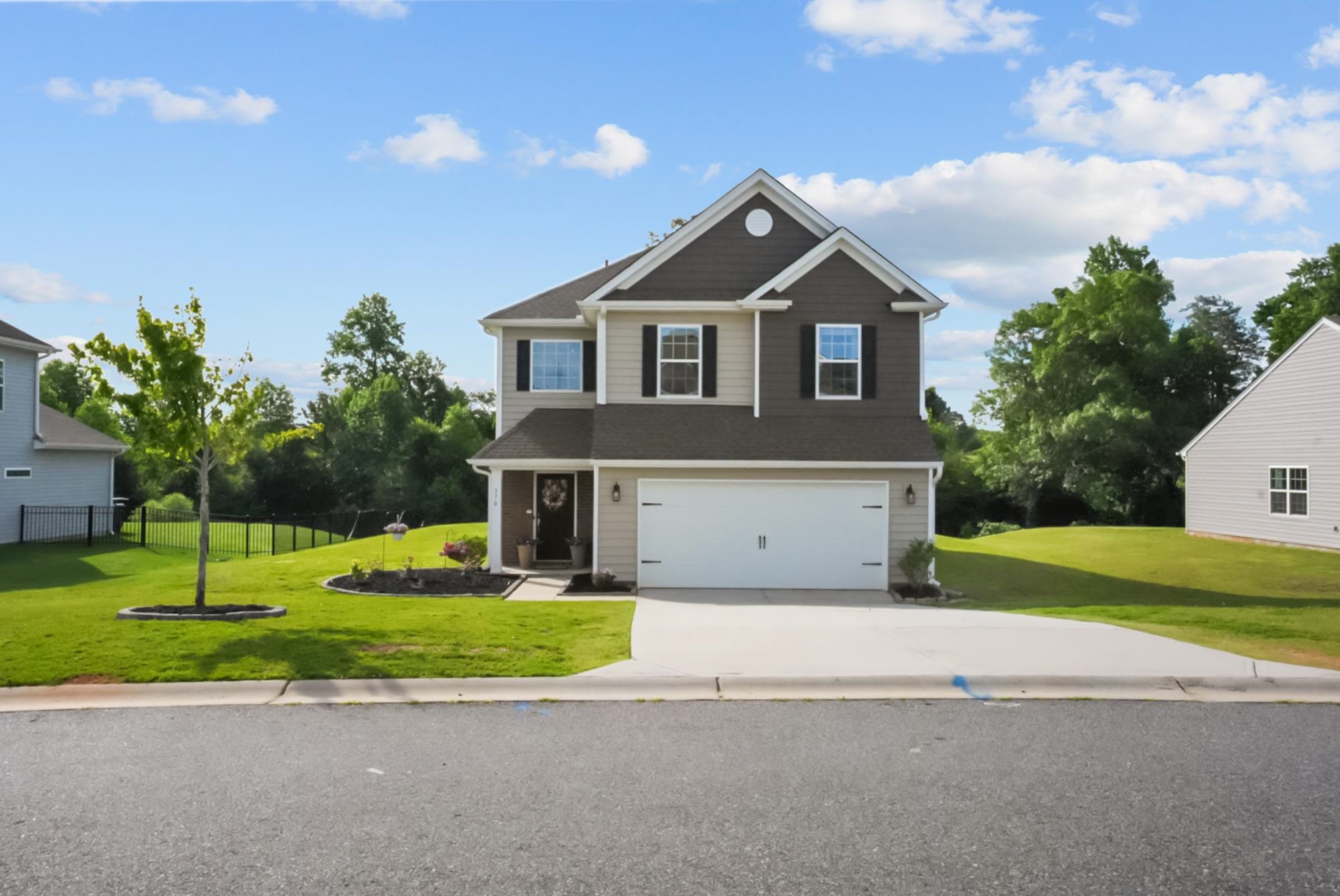570 New Cut Meadows Road Property Photo 1
