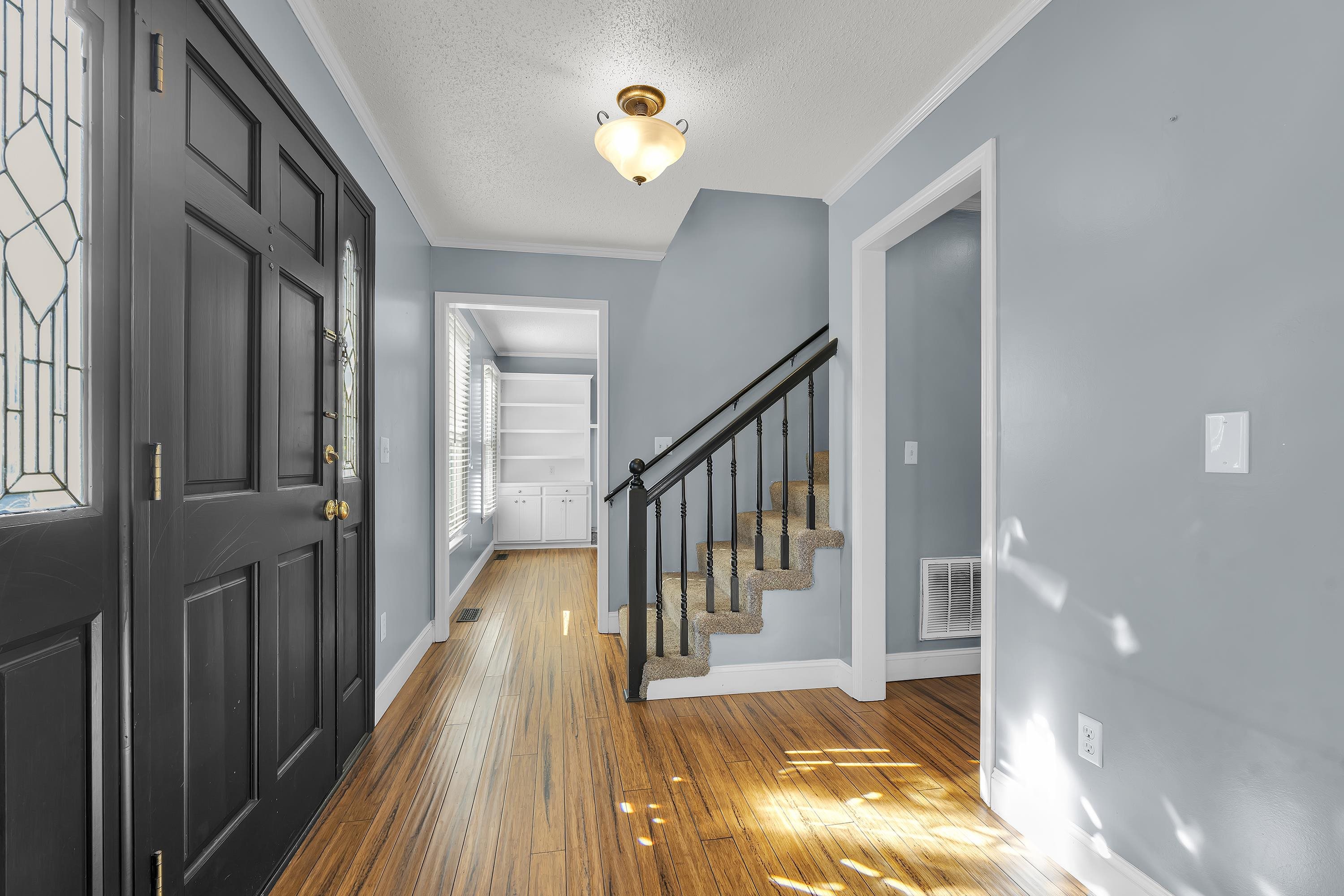 438 Maplecroft Street Property Photo 2