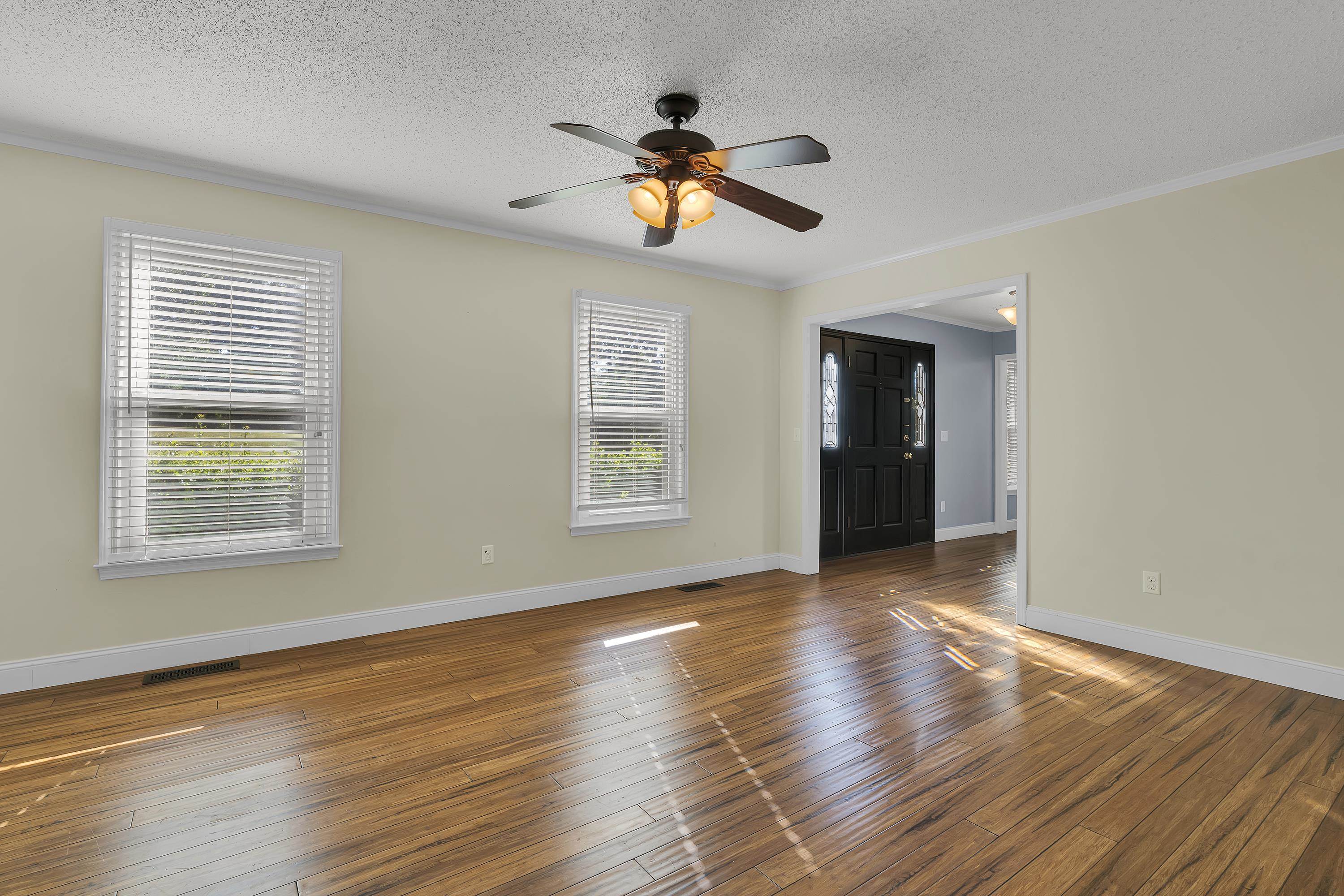 438 Maplecroft Street Property Photo 3