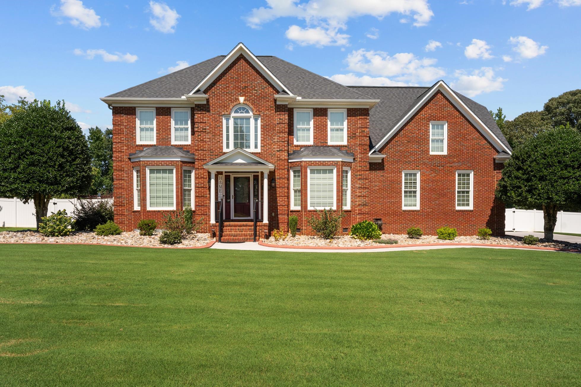 509 Wentworth Farm Circle Property Photo 1