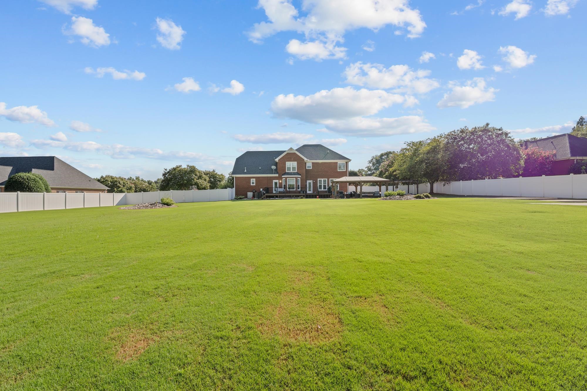 509 Wentworth Farm Circle Property Photo 39