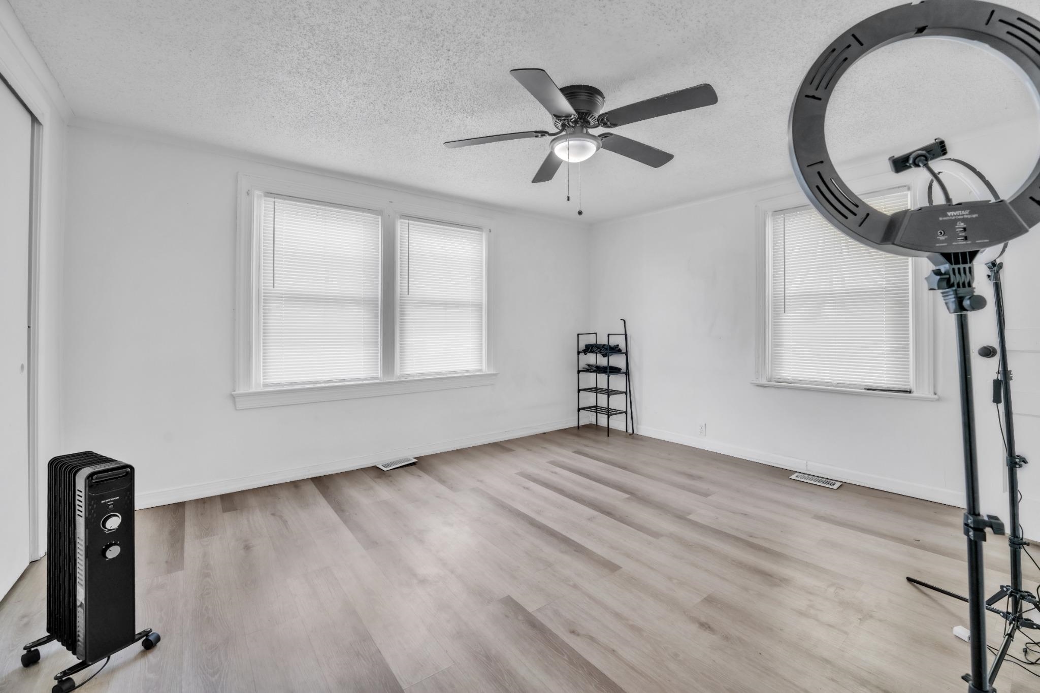 342502 Property Photo 16