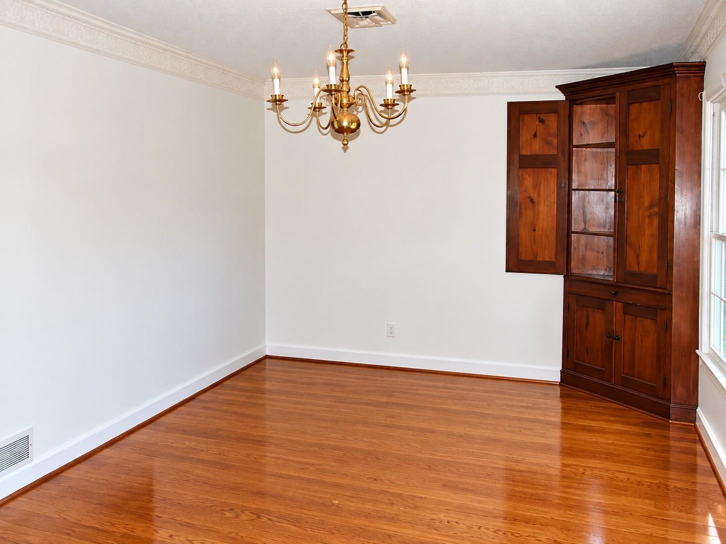 2068 Washington Road Property Photo 3