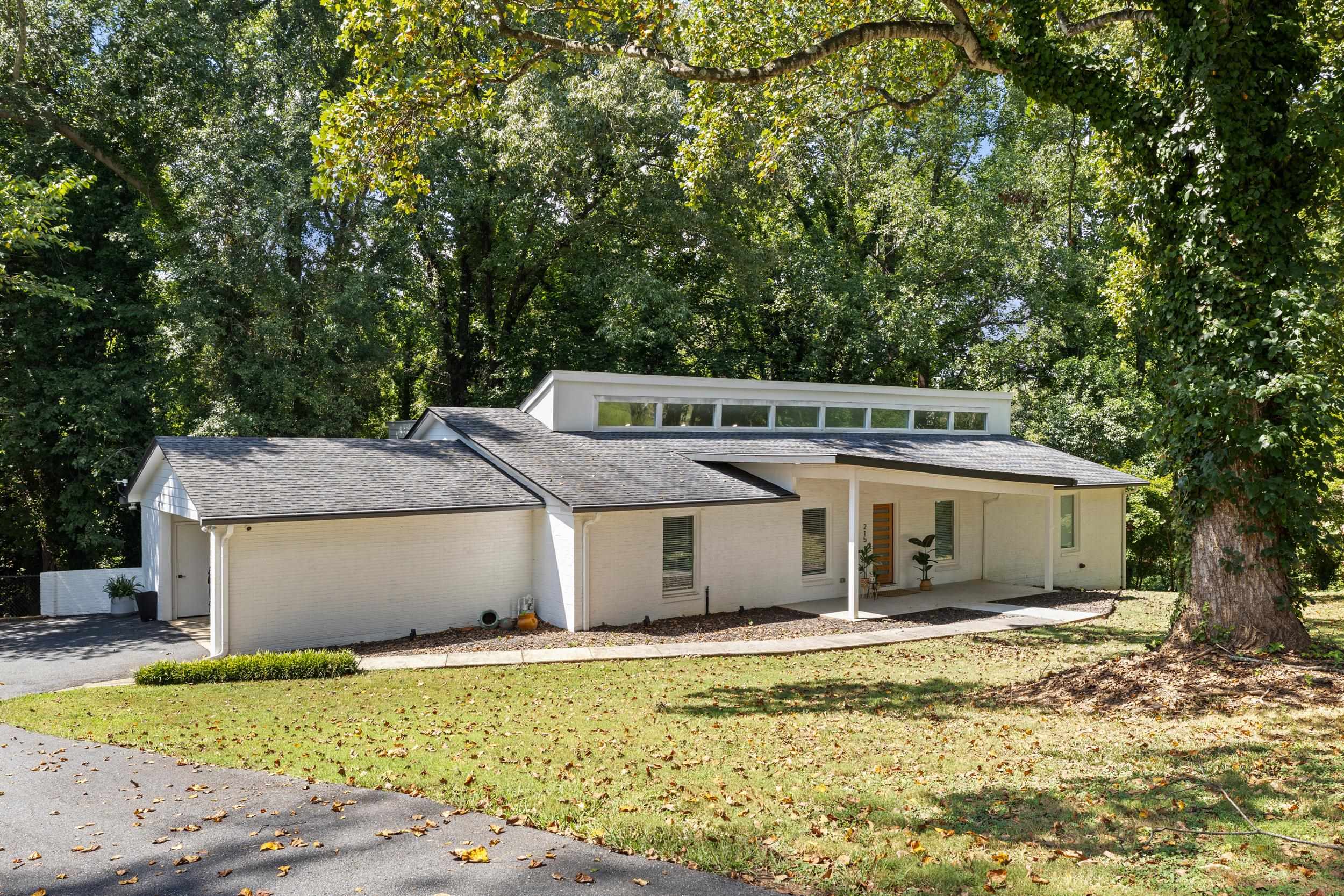 215 Harrell Drive Property Photo 2