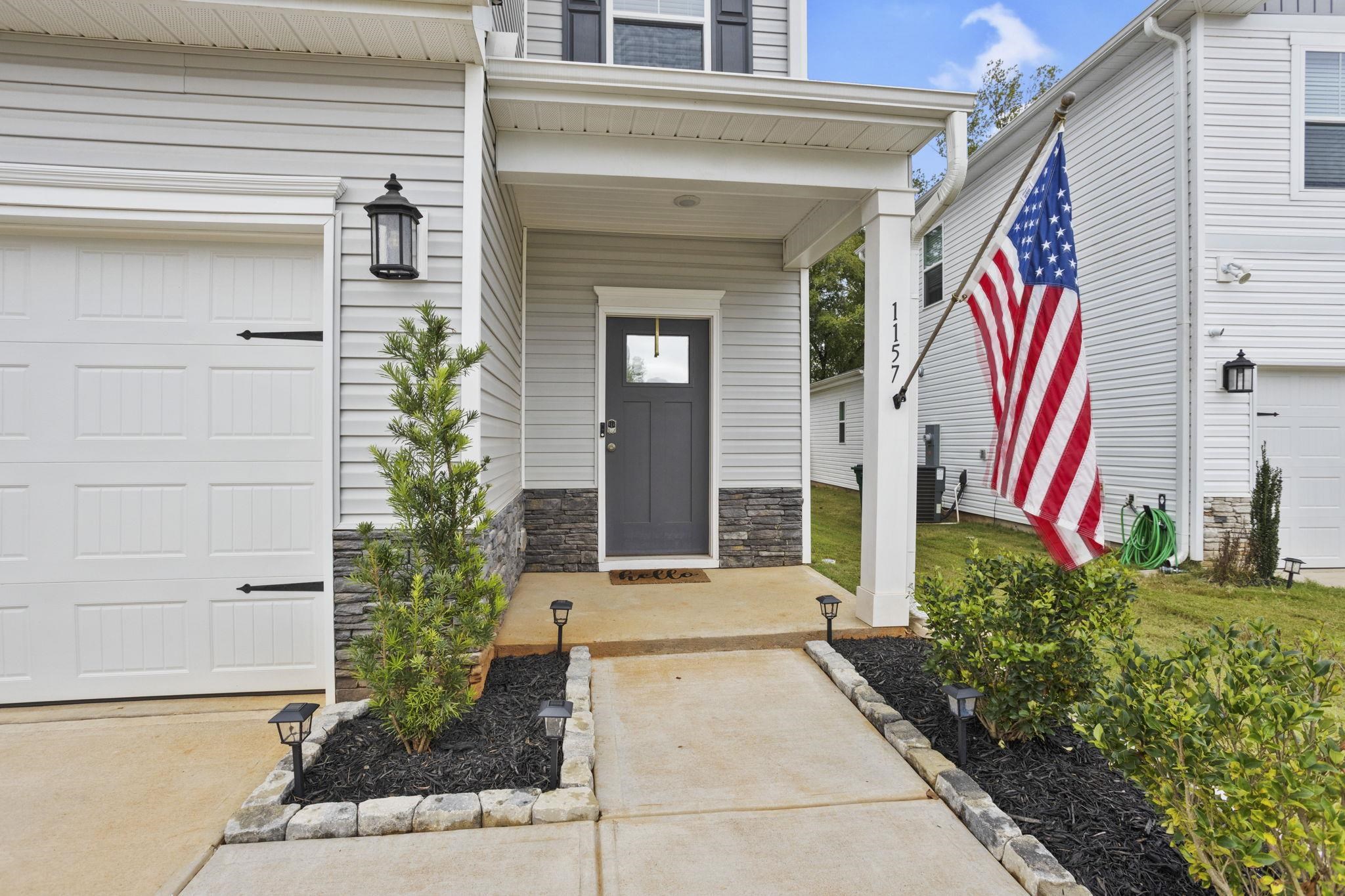 1157 Forestbrook Lane Property Photo 4
