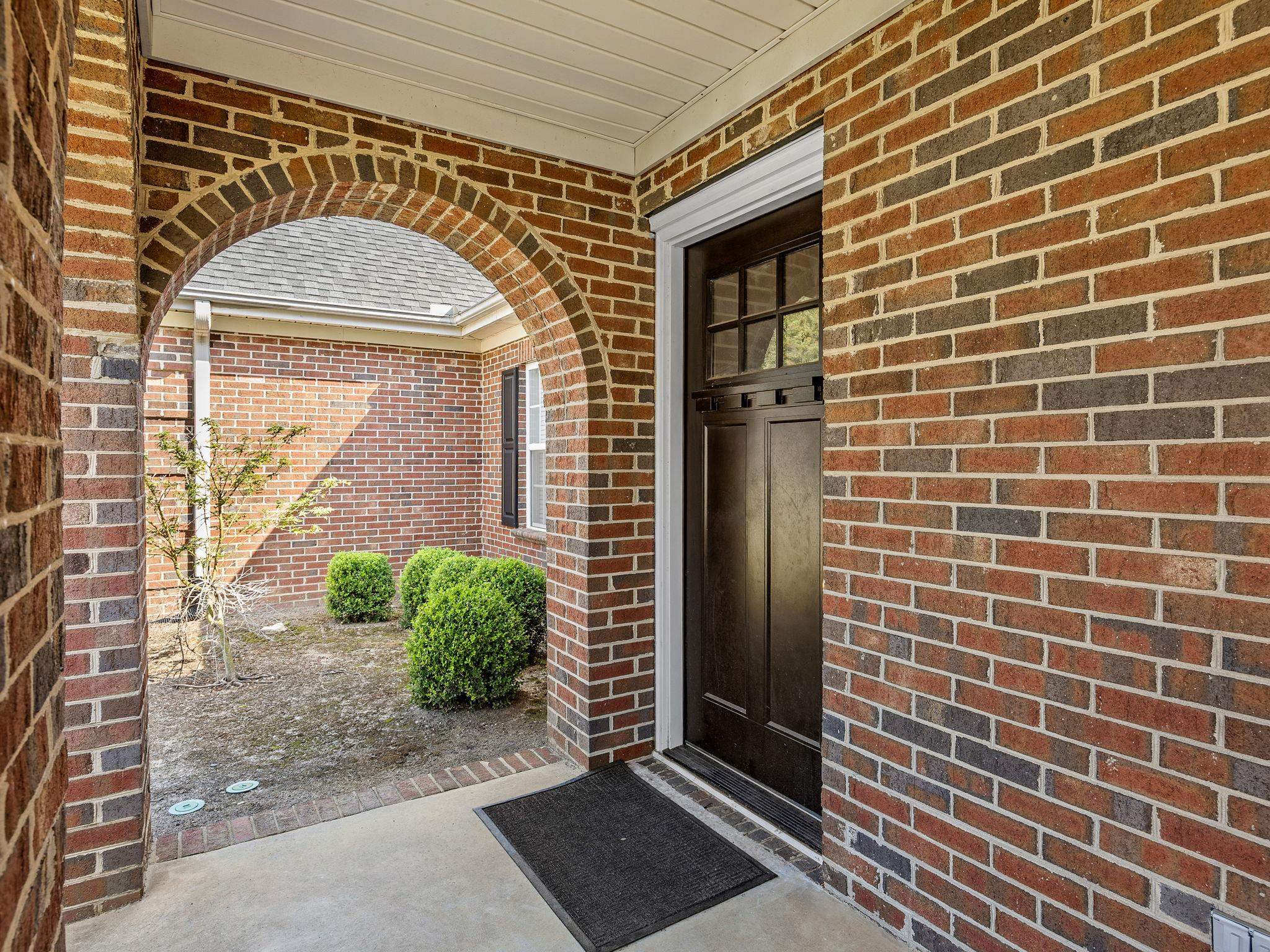 101 Banbury Circle Property Photo 7
