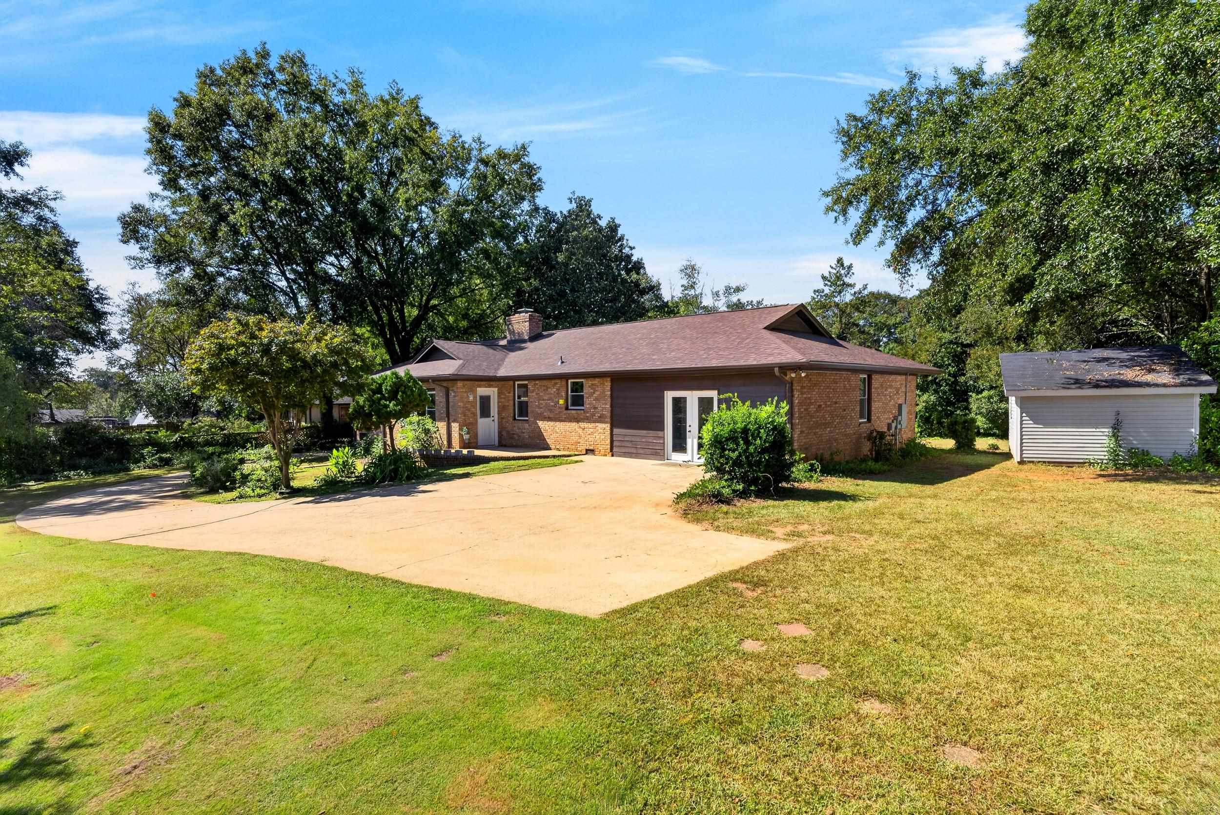 104 Lakecrest Drive Property Photo 39