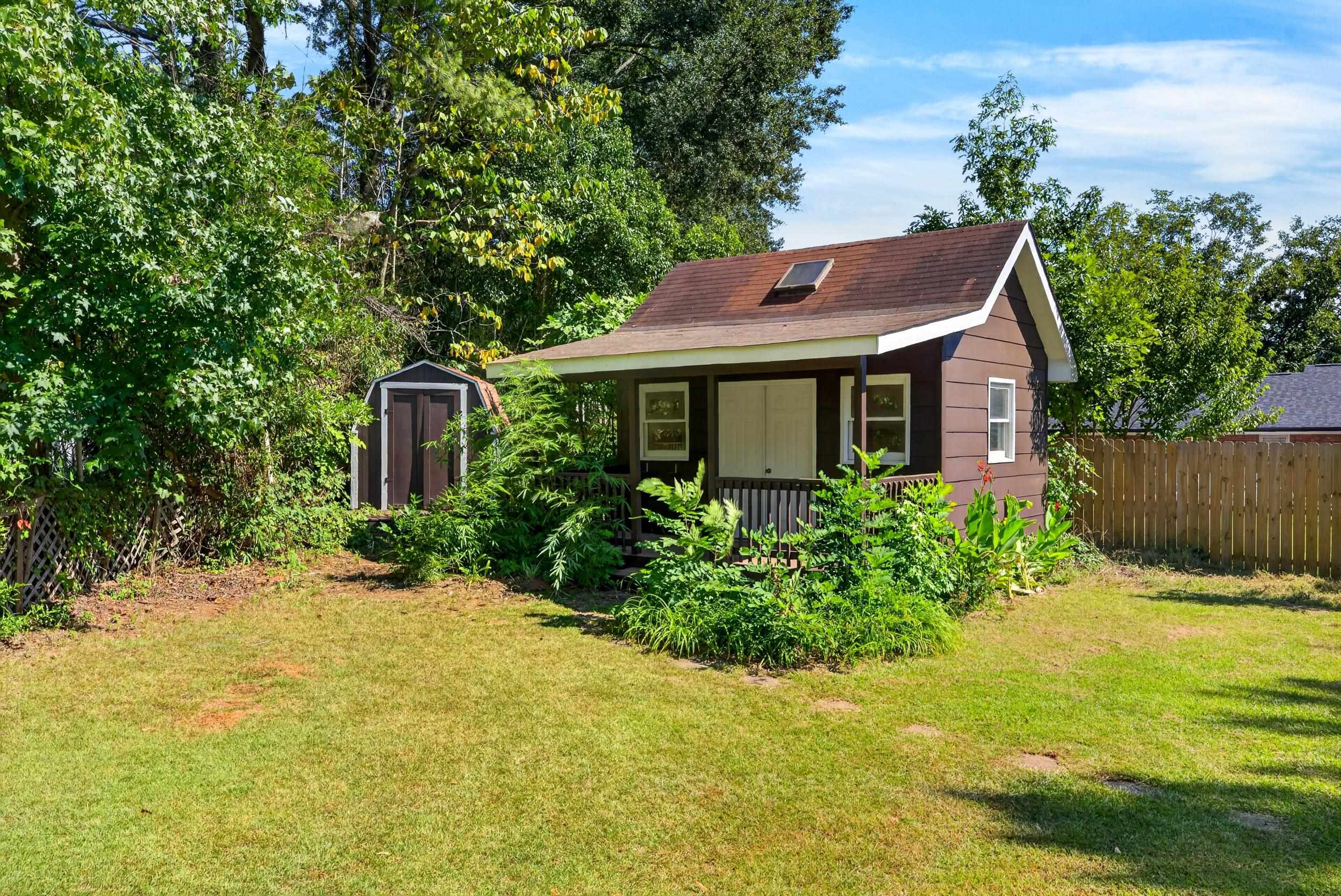 104 Lakecrest Drive Property Photo 41