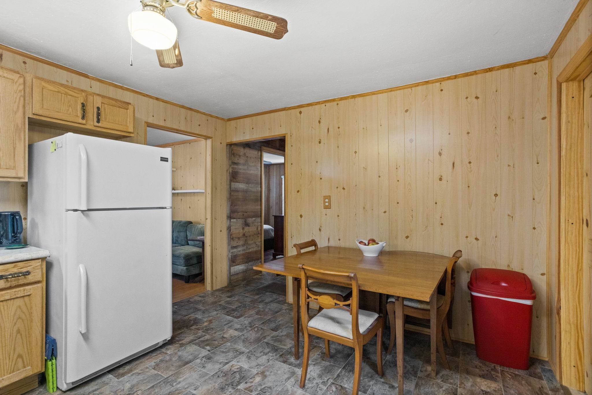 10 Hollywood Street Property Photo 8