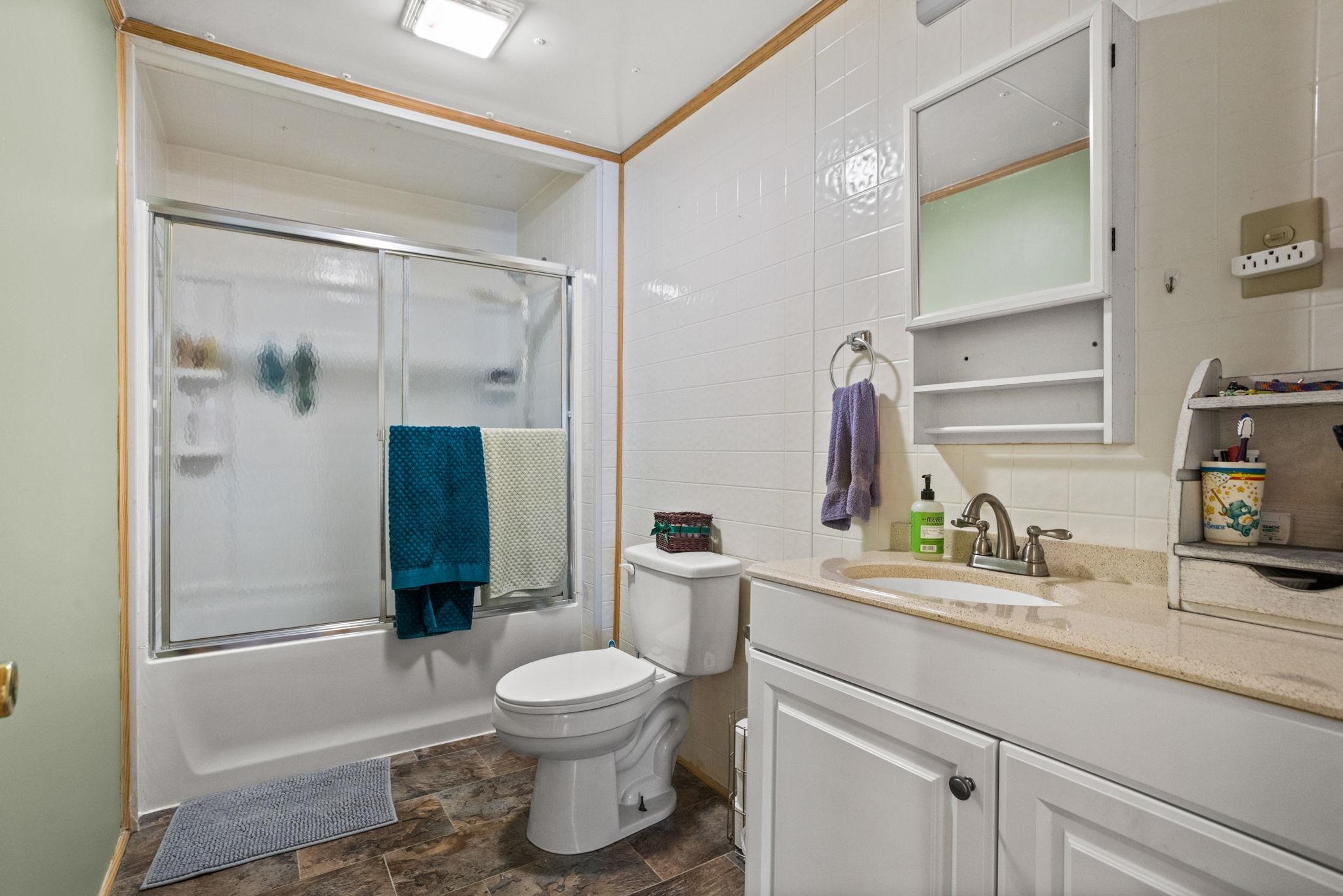 10 Hollywood Street Property Photo 11