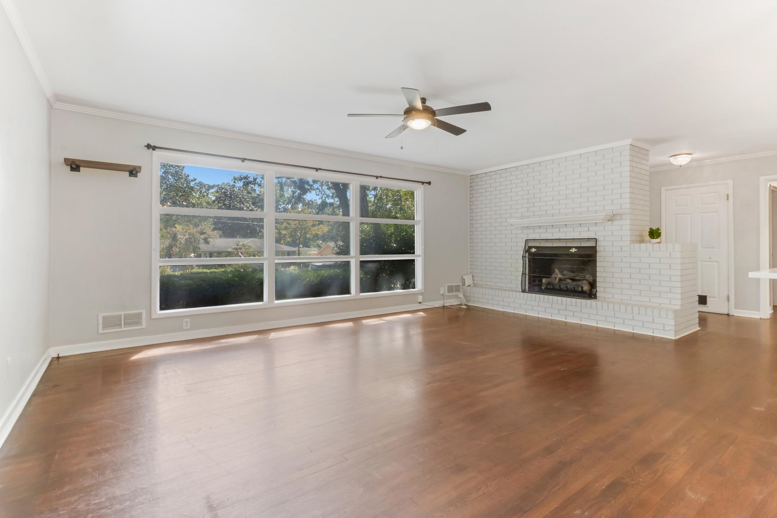 109 Monroe Road Property Photo 6