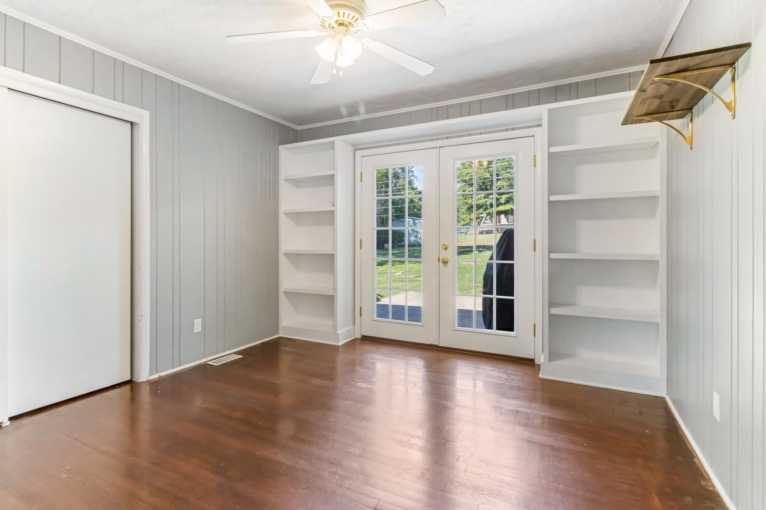 109 Monroe Road Property Photo 12