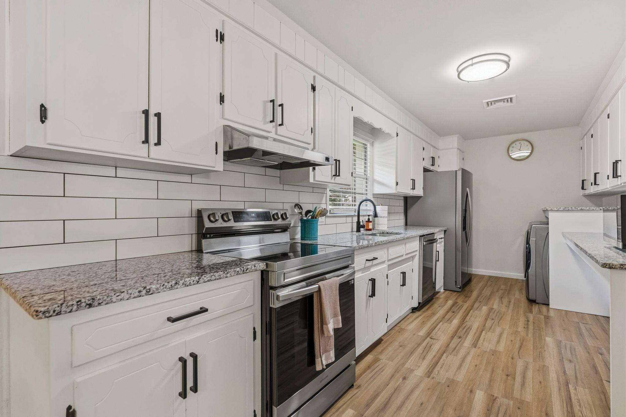 110 Scenic Circle Property Photo 8