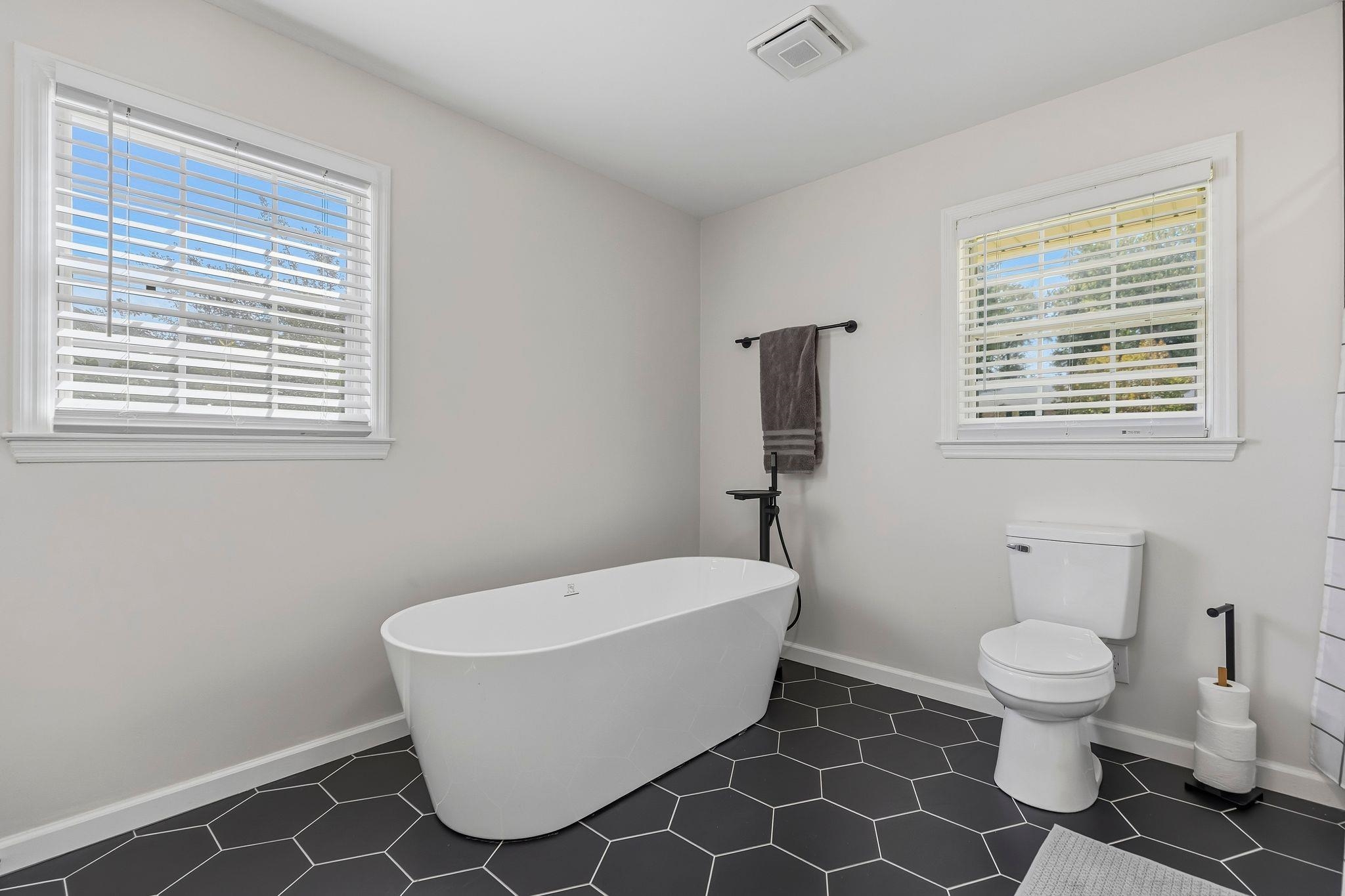 110 Scenic Circle Property Photo 20