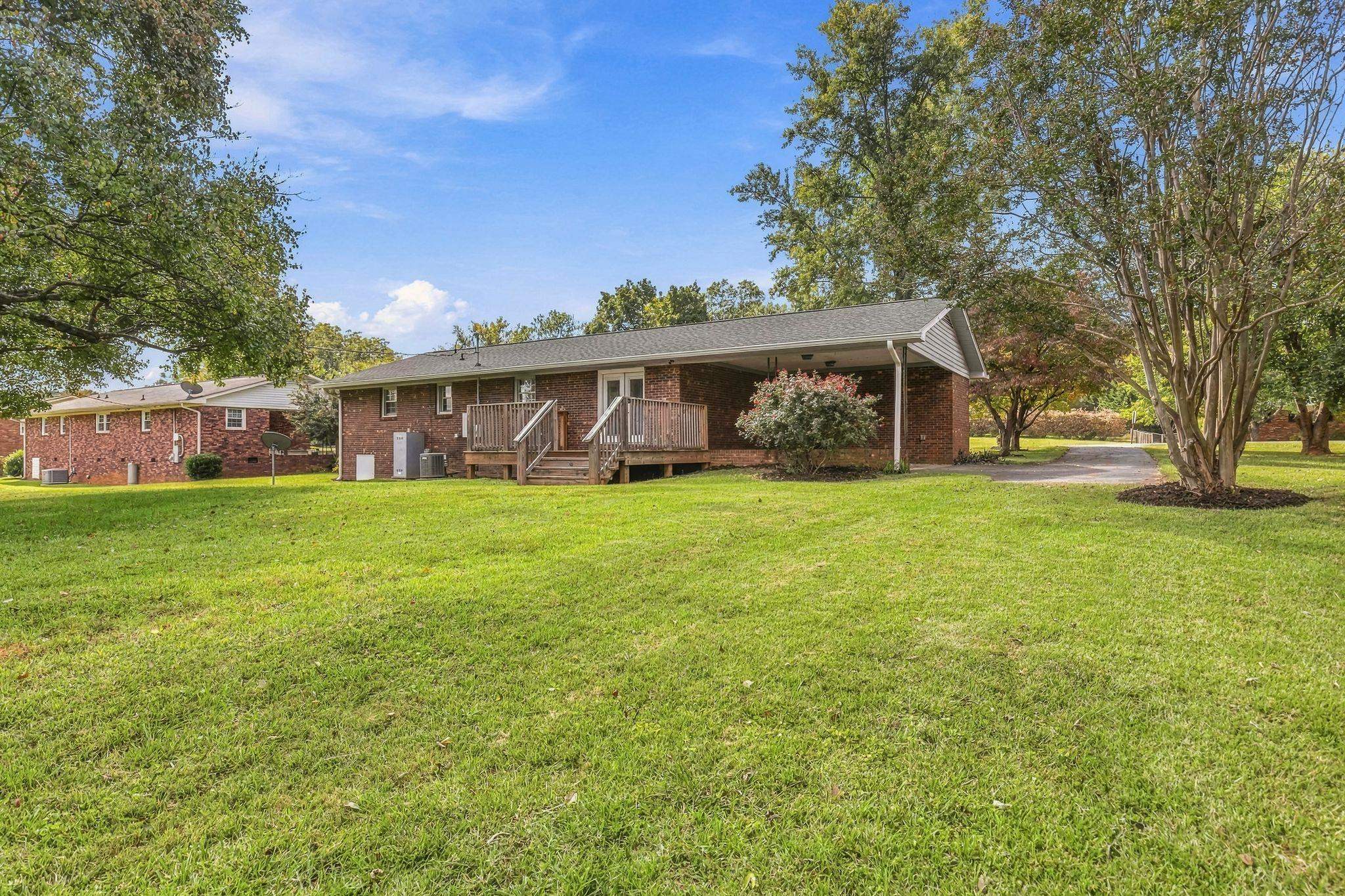 110 Scenic Circle Property Photo 32