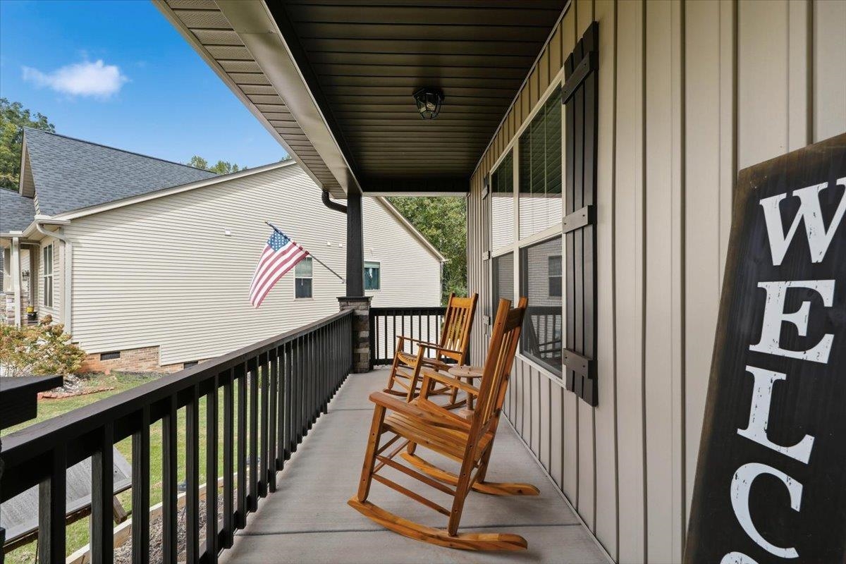 624 Forden Drive Property Photo 4
