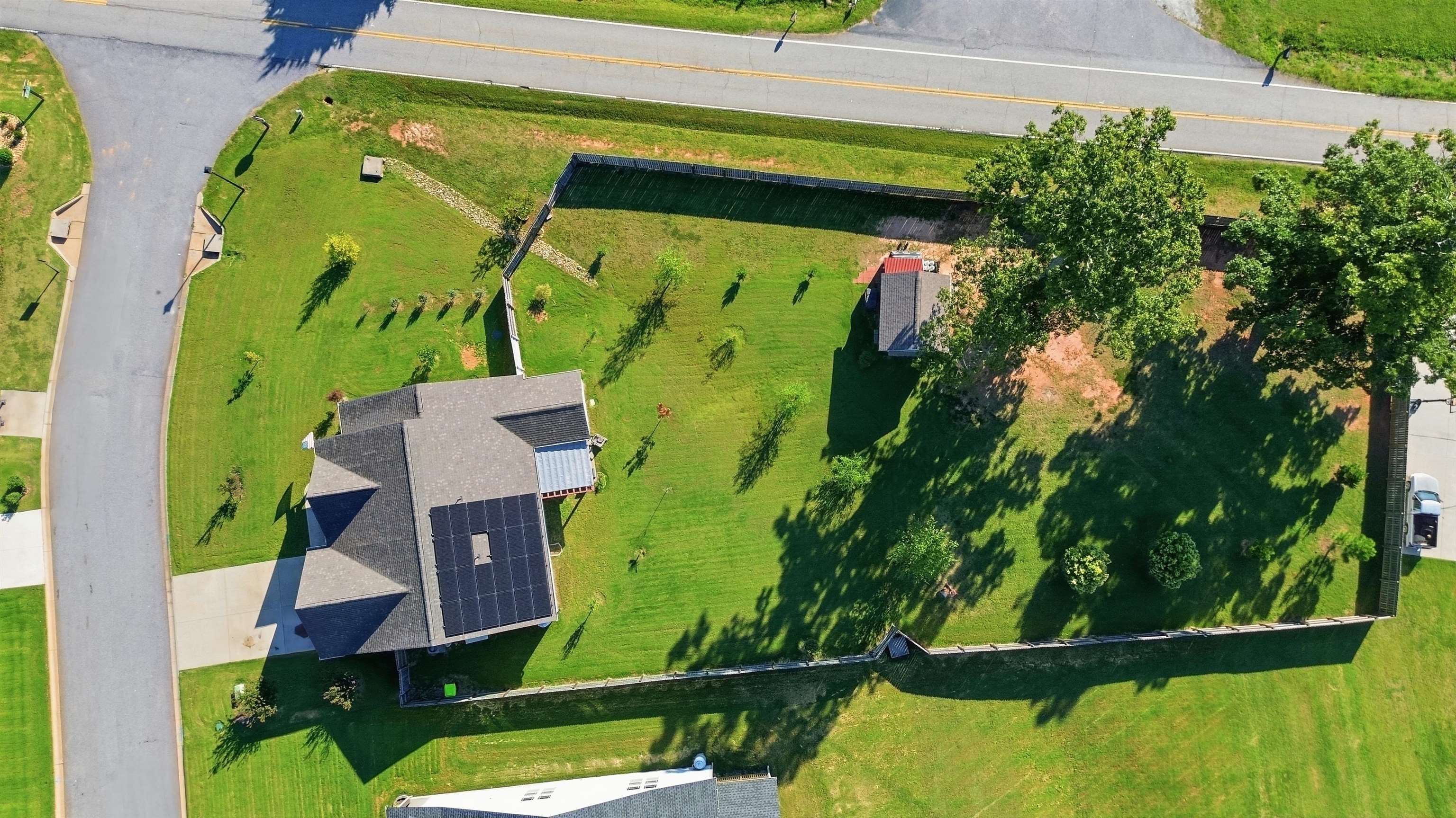 405 Kimbrell Oaks Dr Drive Property Photo 10