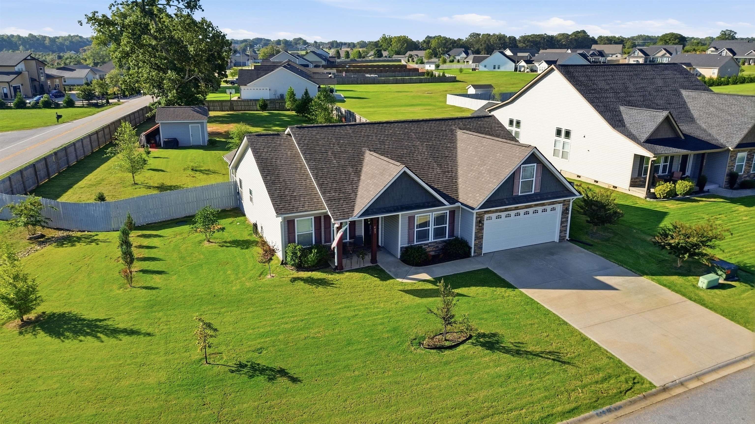 405 Kimbrell Oaks Dr Drive Property Photo 11