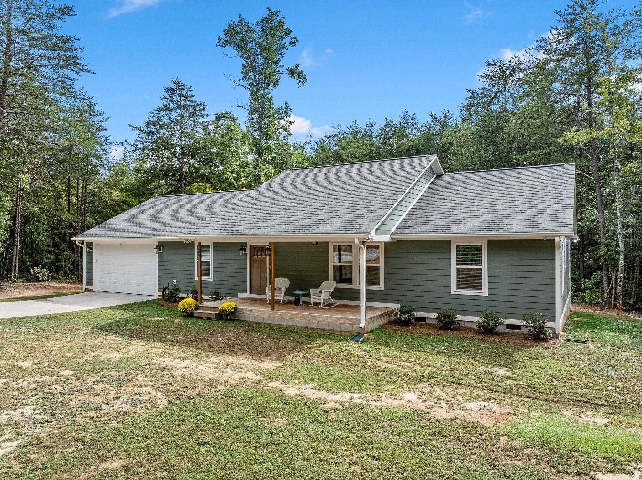 360 Greenwood Road Property Photo 2