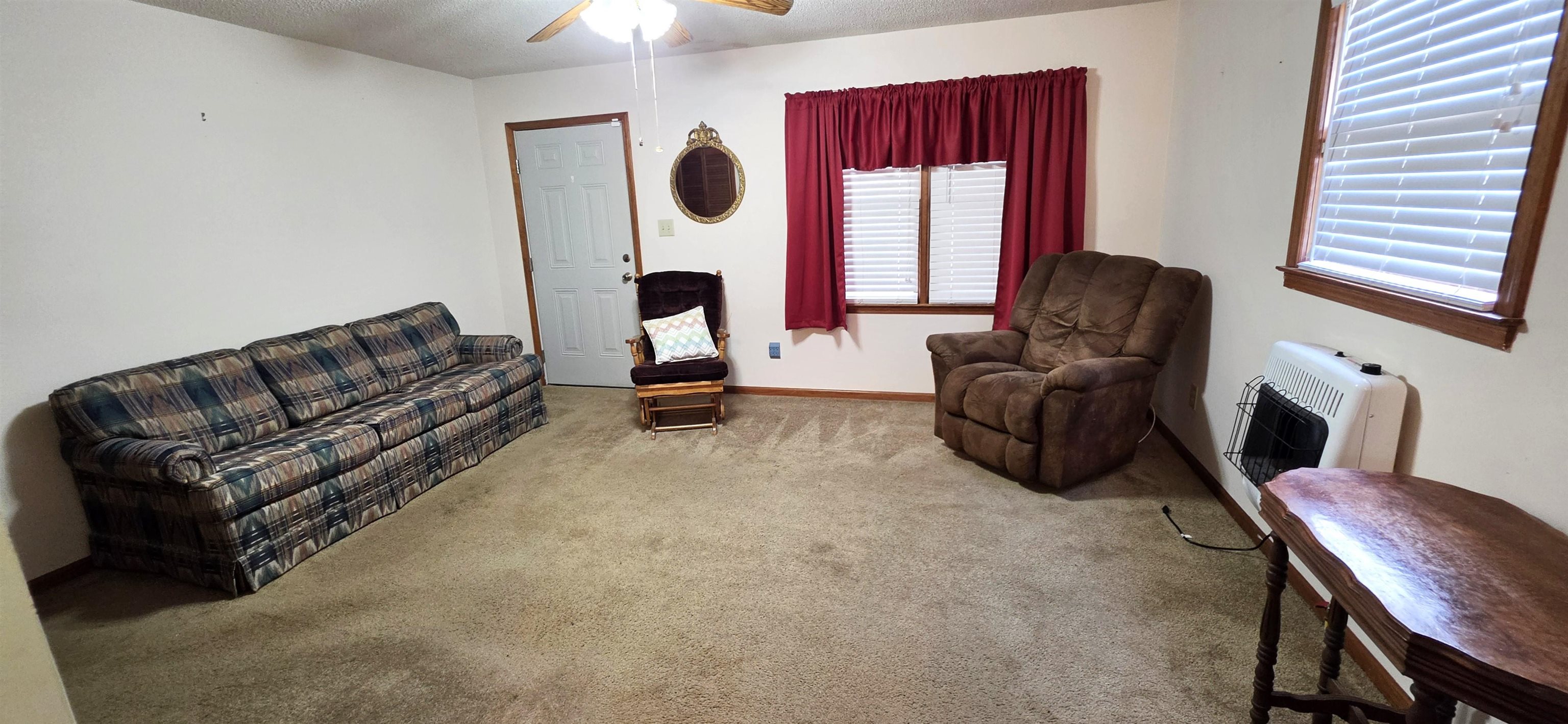 106 Rushmore Dr. Property Photo 2