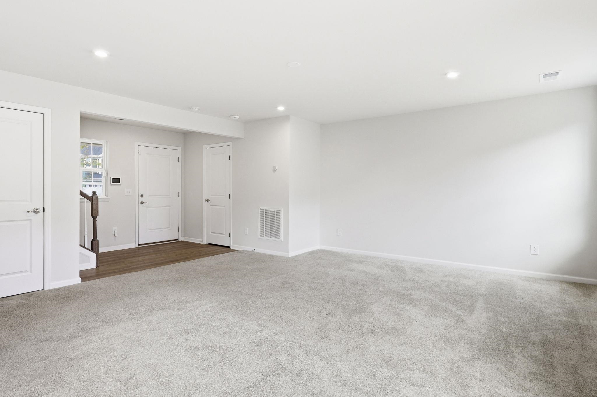 6062 Ives Avenue Property Photo 3