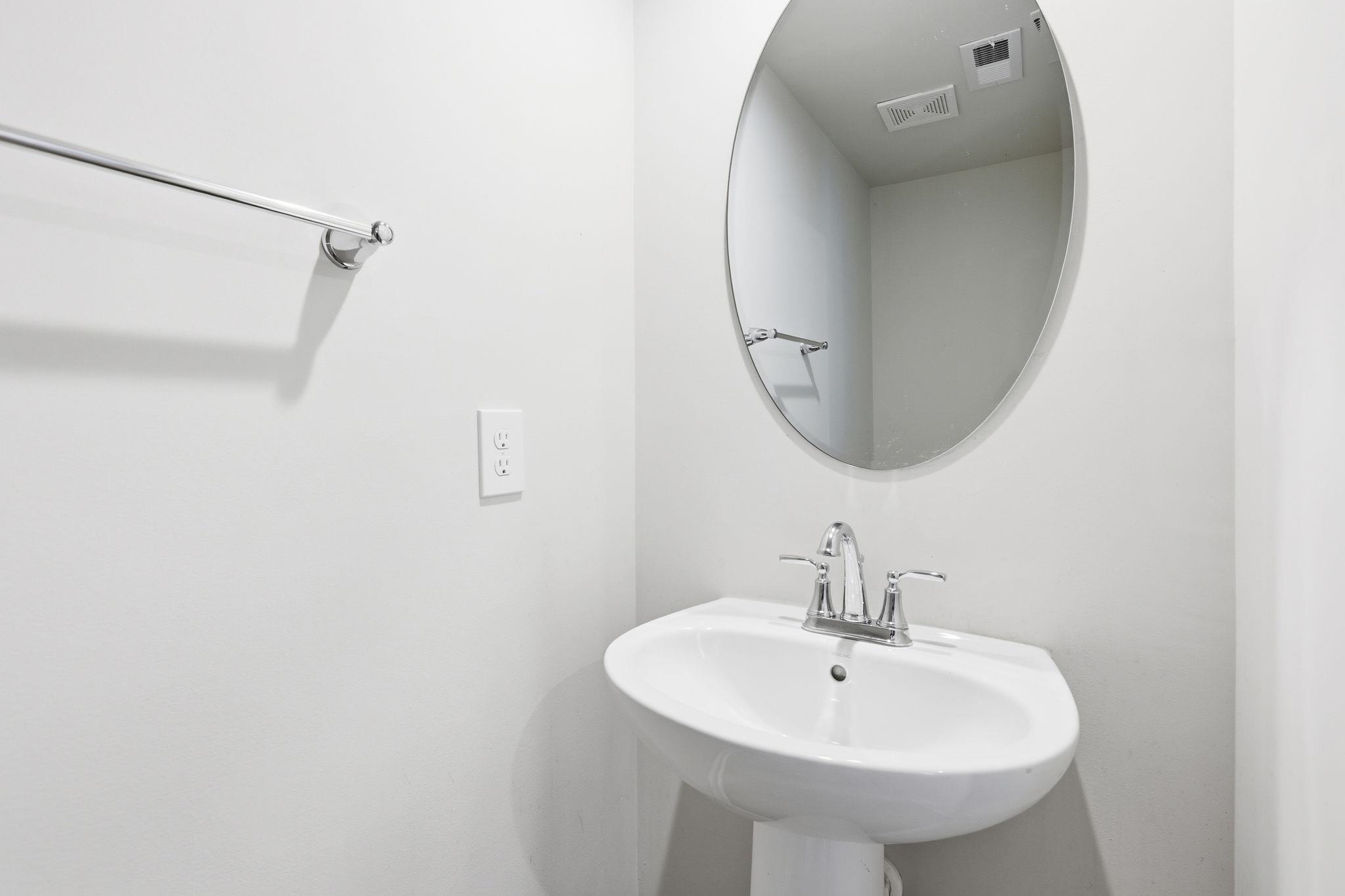 6062 Ives Avenue Property Photo 14