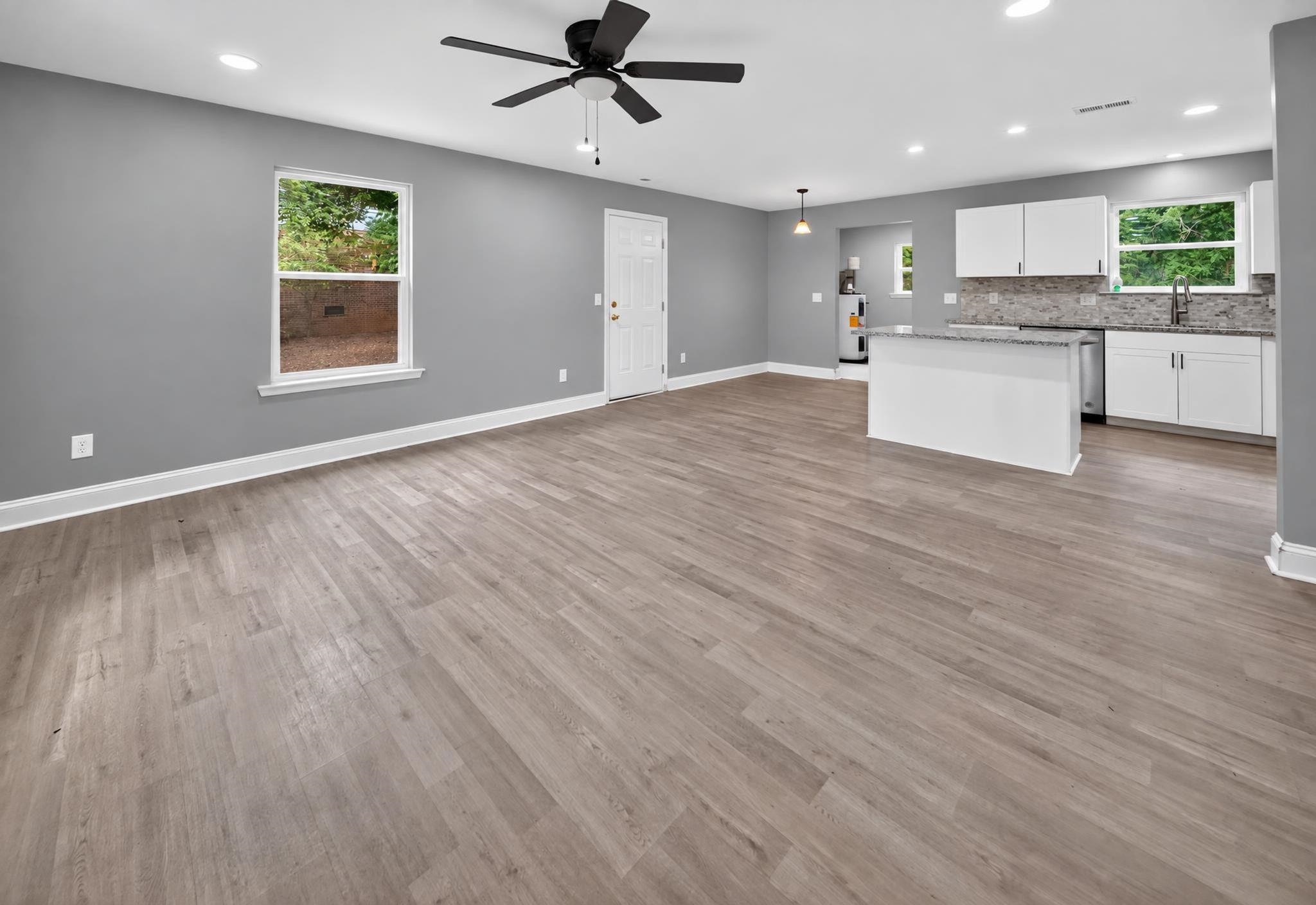 423 Killion Drive Property Photo 4