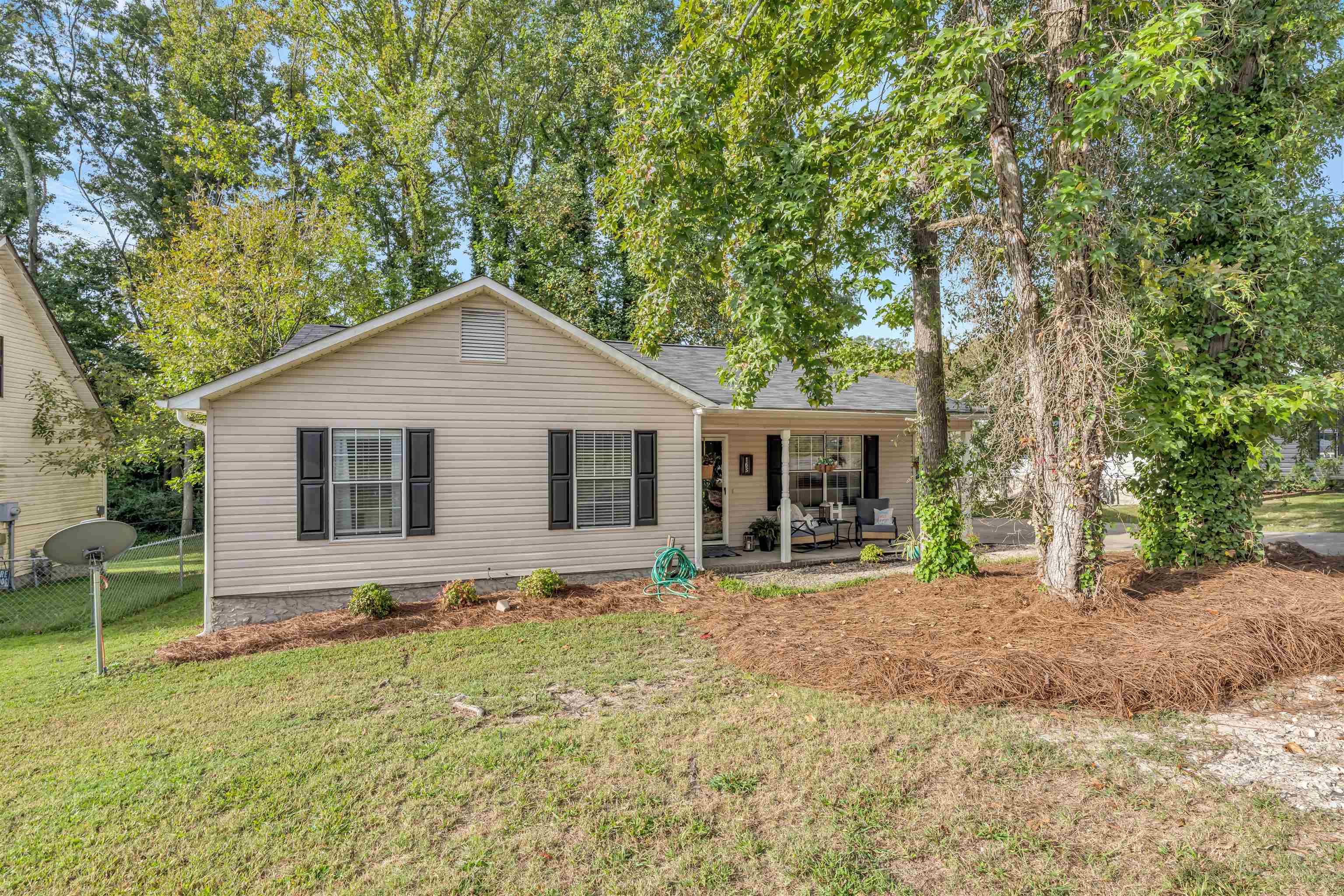 163 Old Petrie Road Property Photo 1