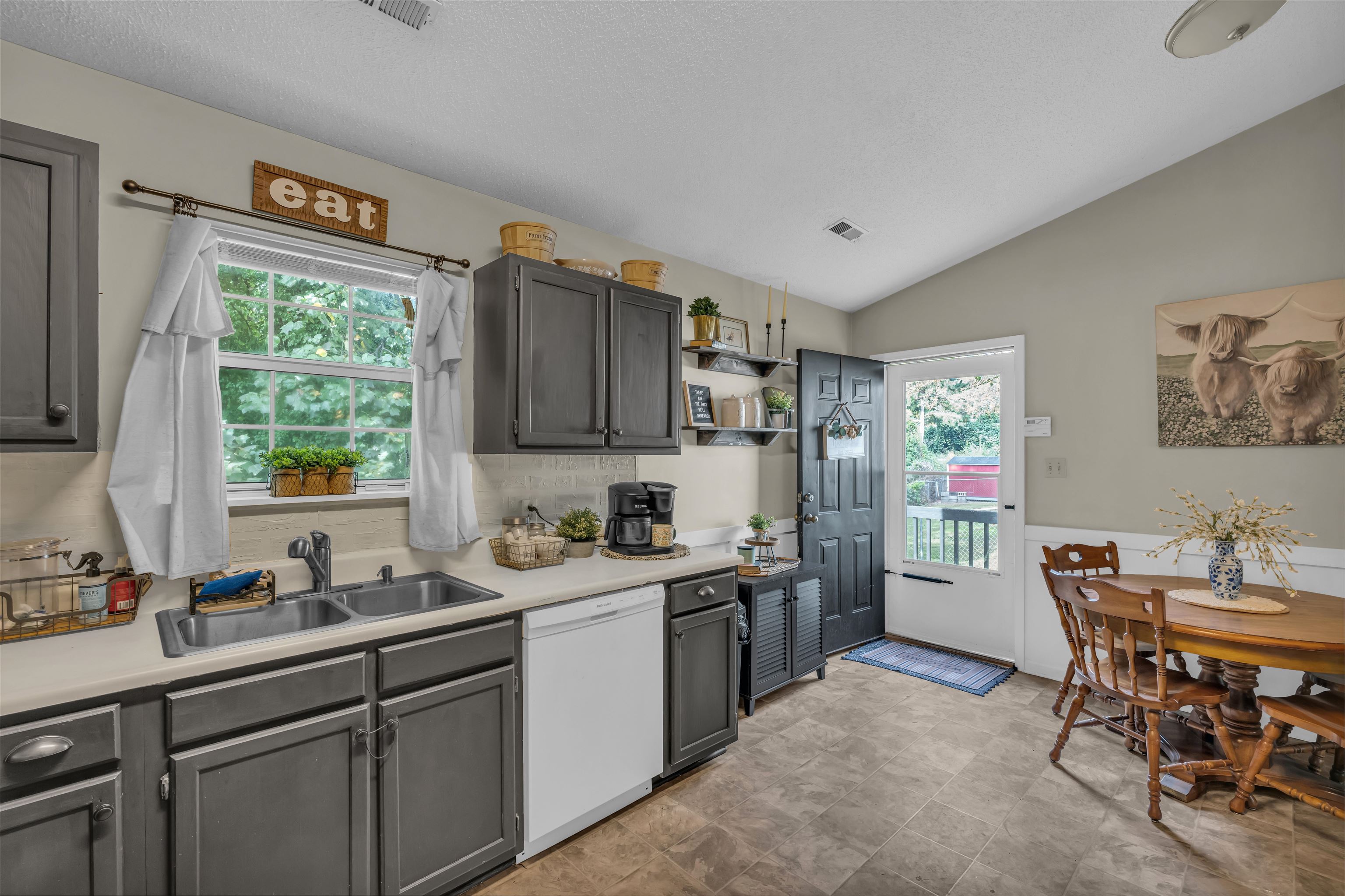 163 Old Petrie Road Property Photo 16
