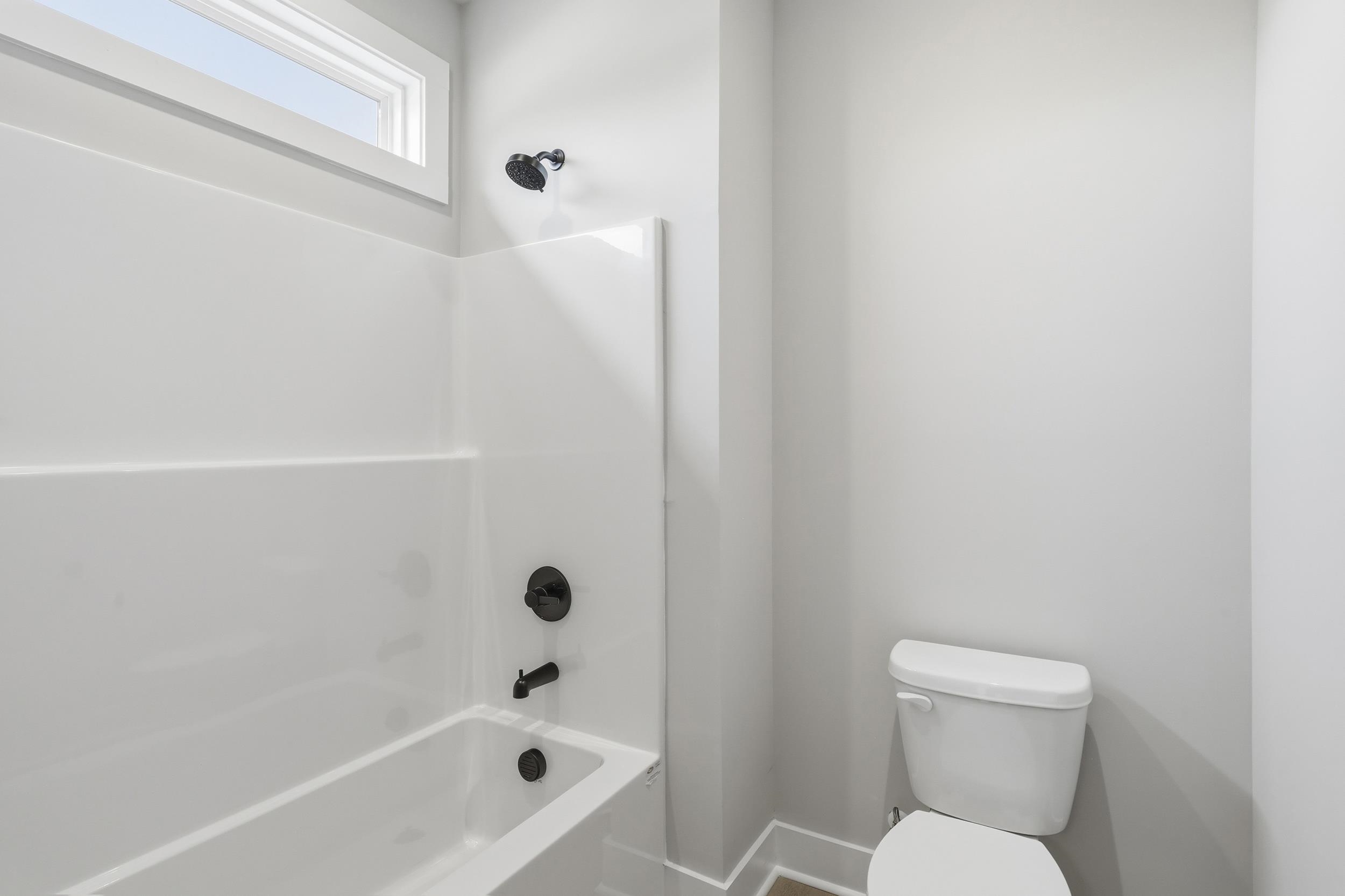 4004 Hollybank Drive Property Photo 24