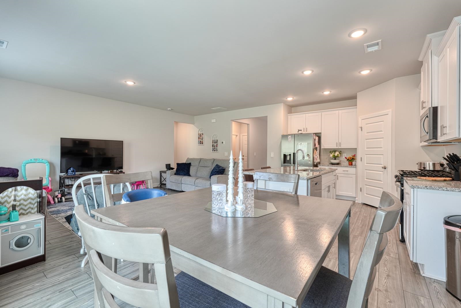 101 Martel Drive Property Photo 15