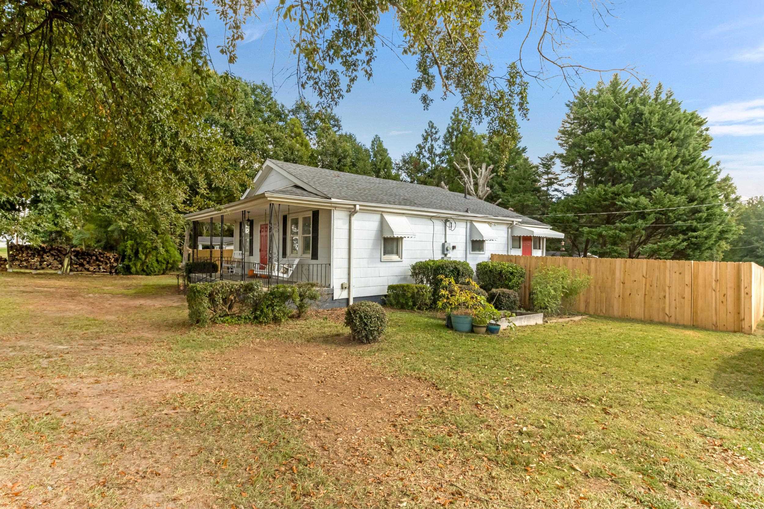 2111 Cannons Campground Road Property Photo 5