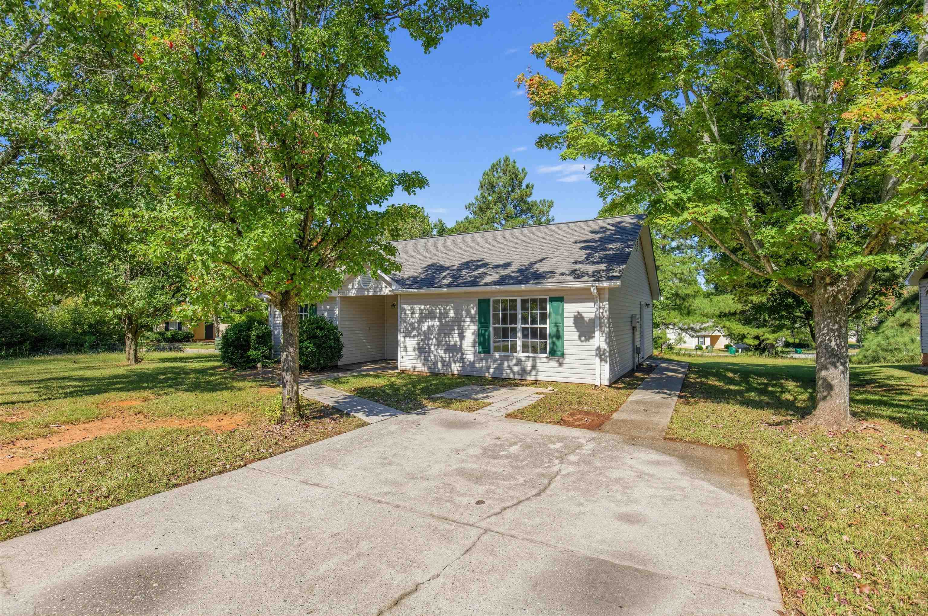 534 Lavendula Street Property Photo 4