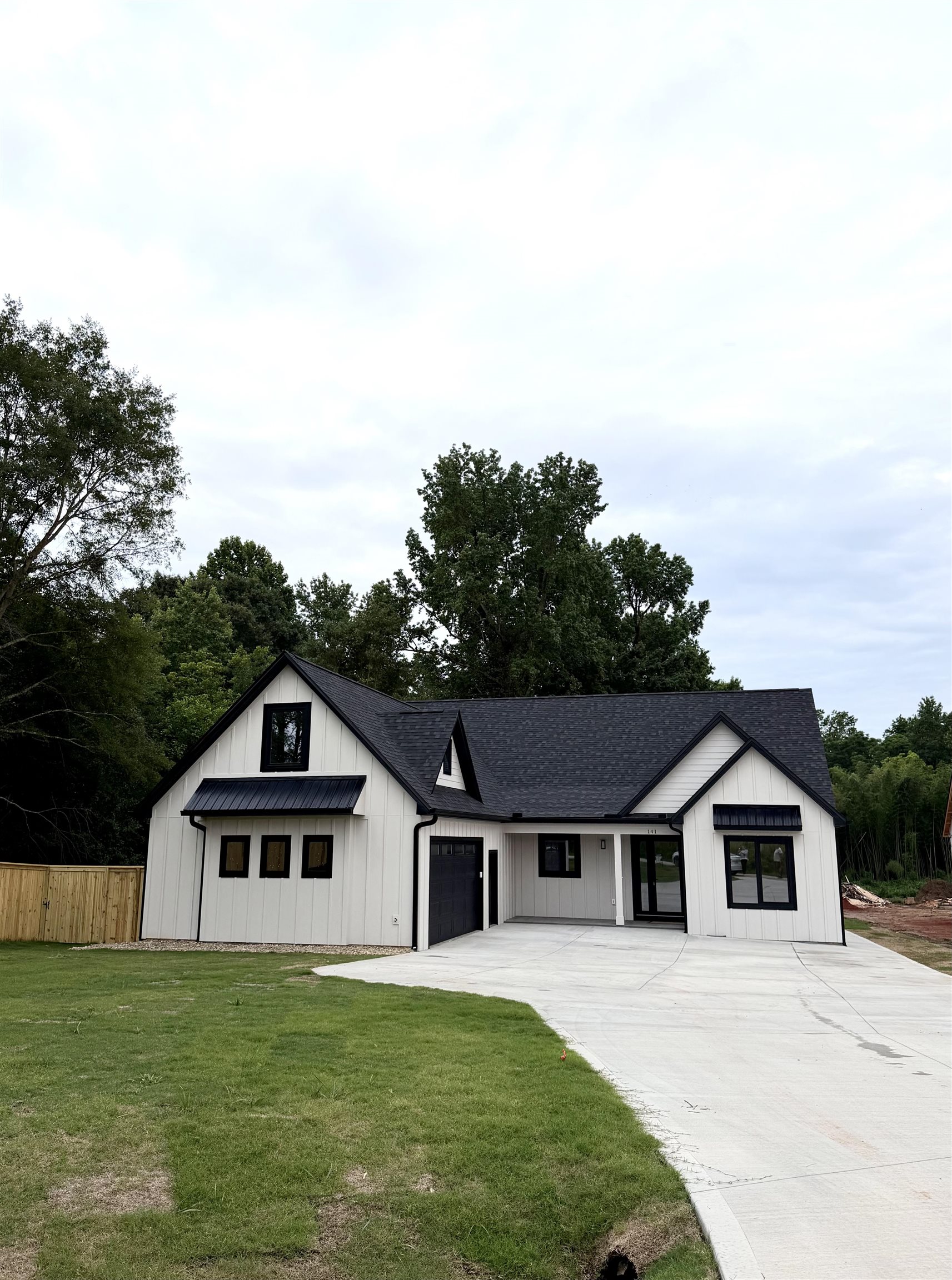 141 Babb Rd Property Photo 1
