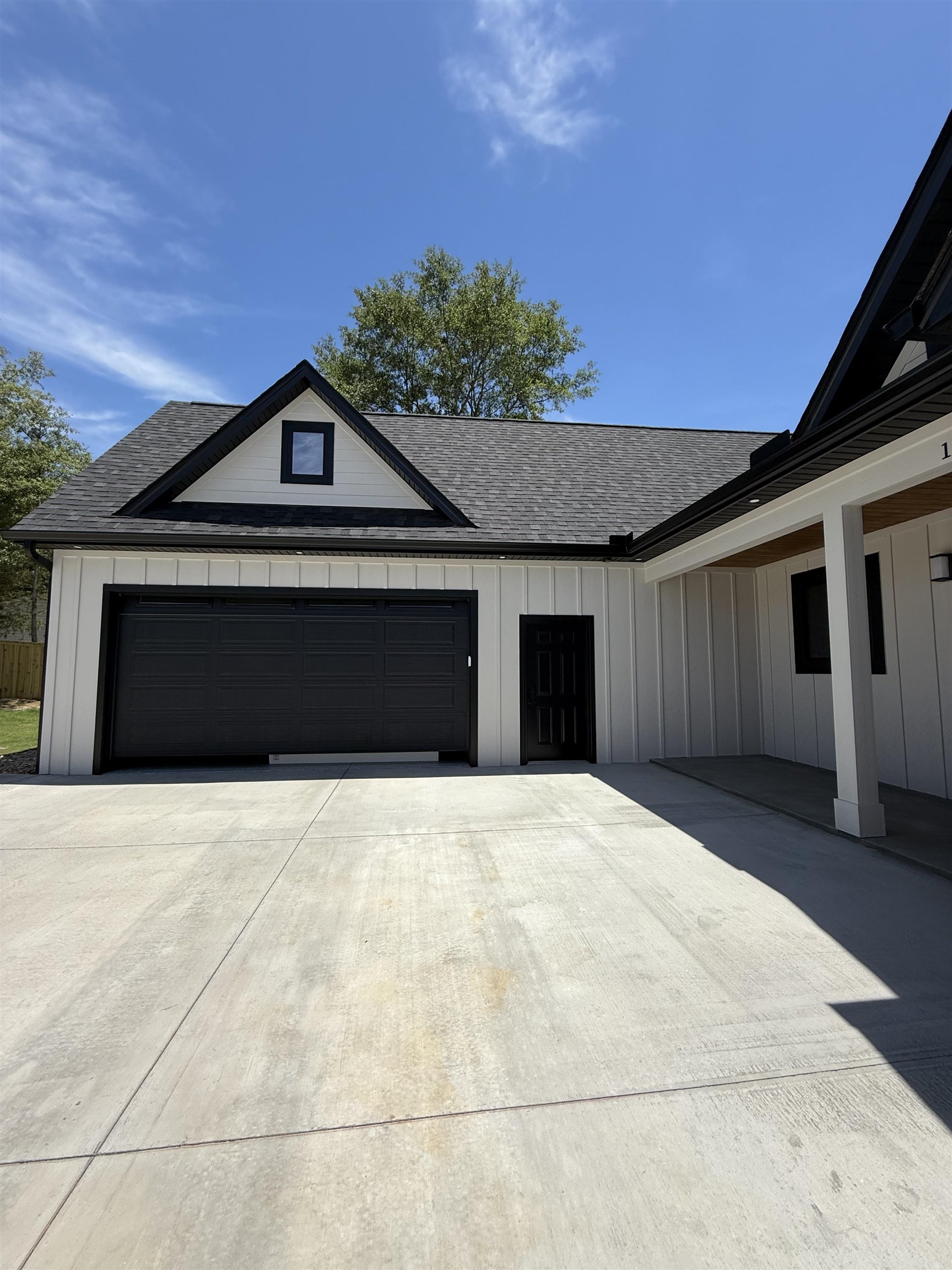 141 Babb Rd Property Photo 4