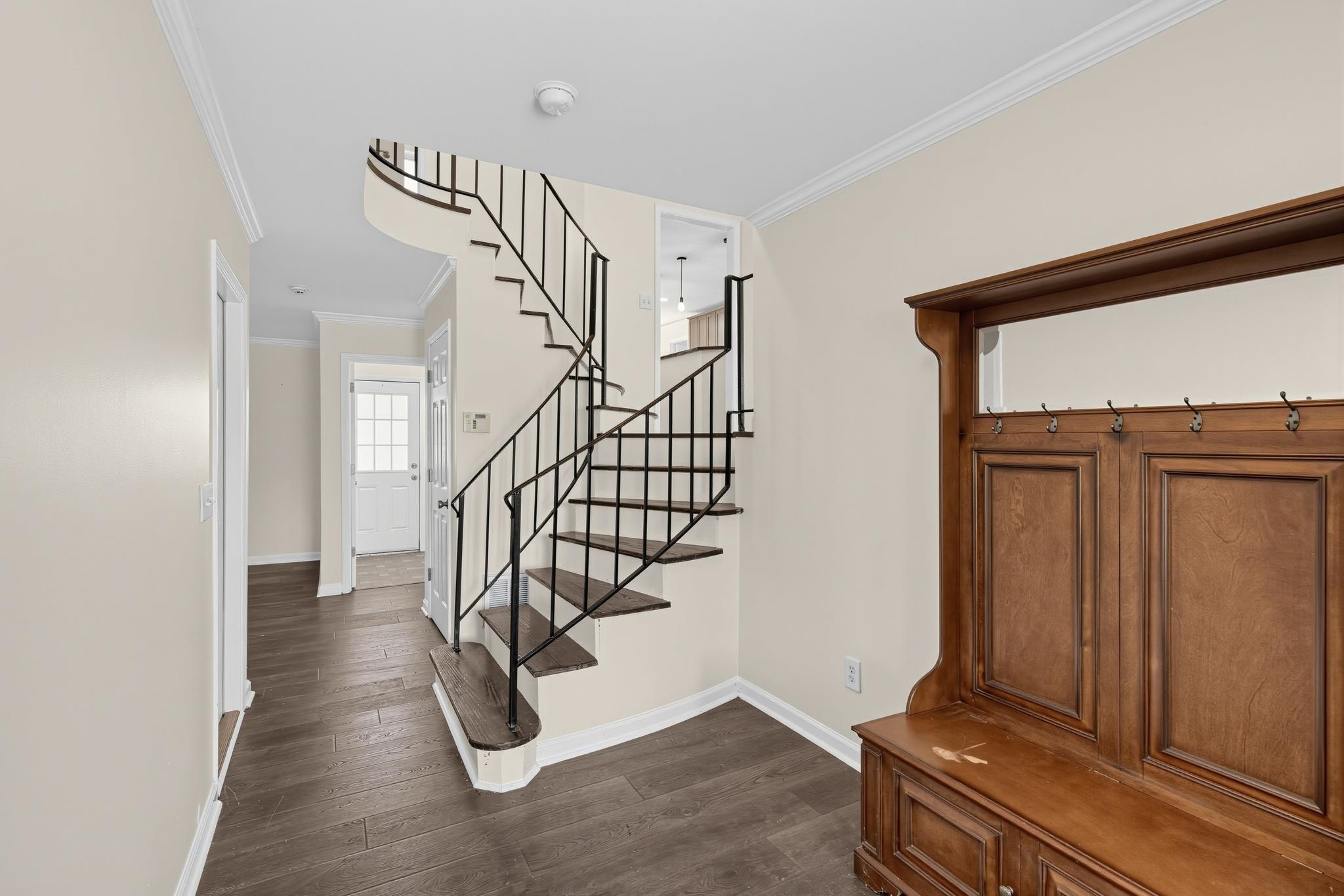 1206 Three Bridges Rd Property Photo 8