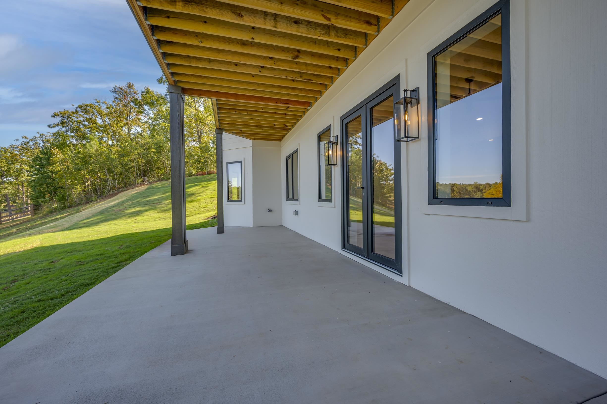 438 Mapleton Lane Property Photo 48