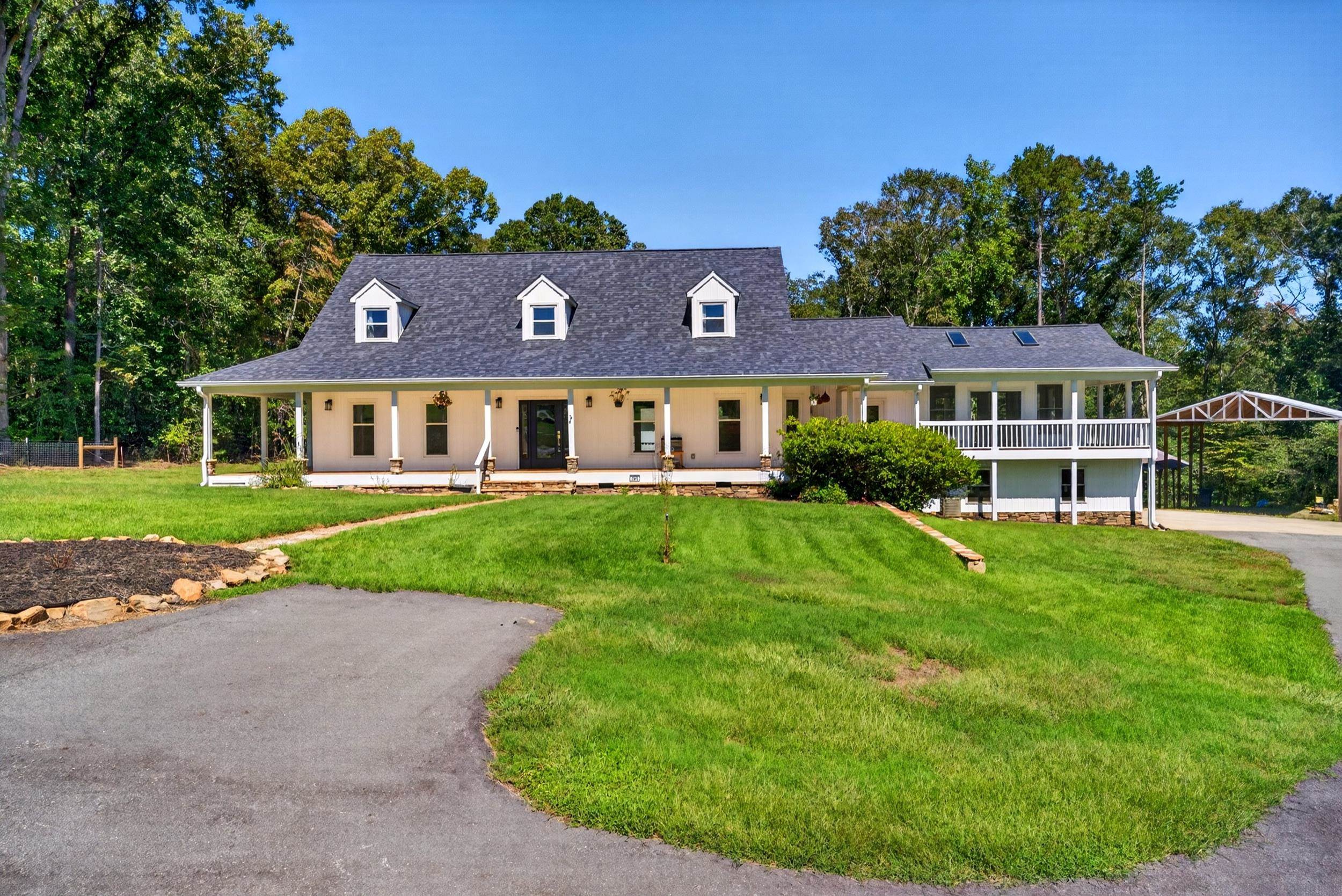 241 Bramlett Road Property Photo 11