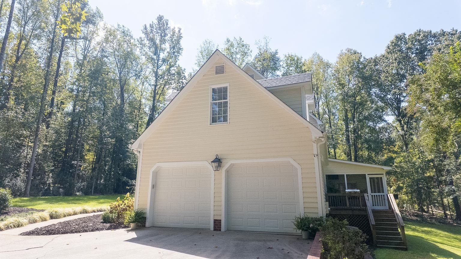 1022 Oak Creek Dr Property Photo 32