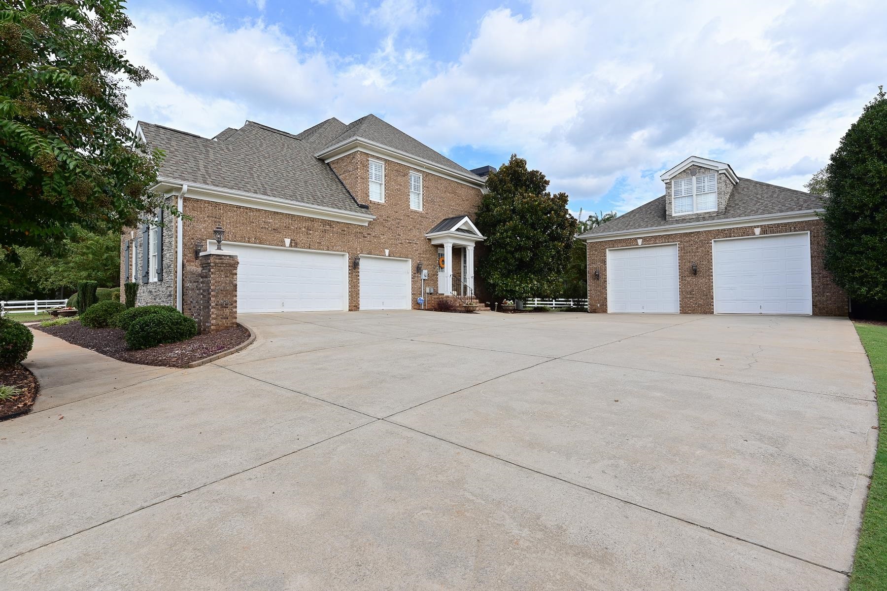 103 Ivy Trail Property Photo 4