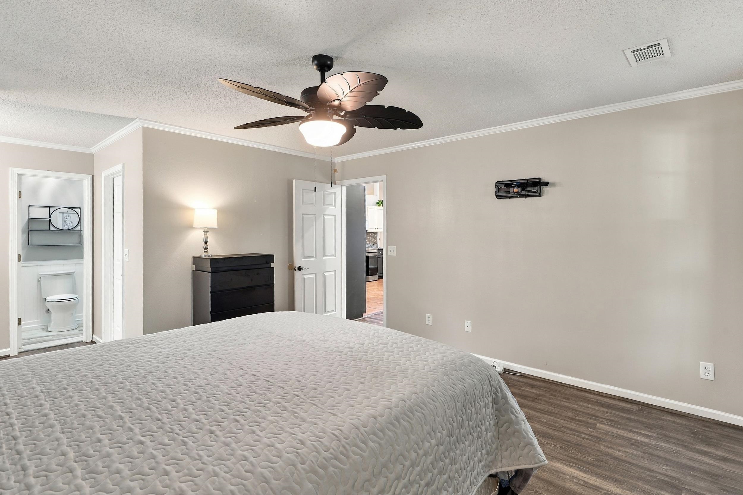 204 Bitternut Lane Property Photo 12