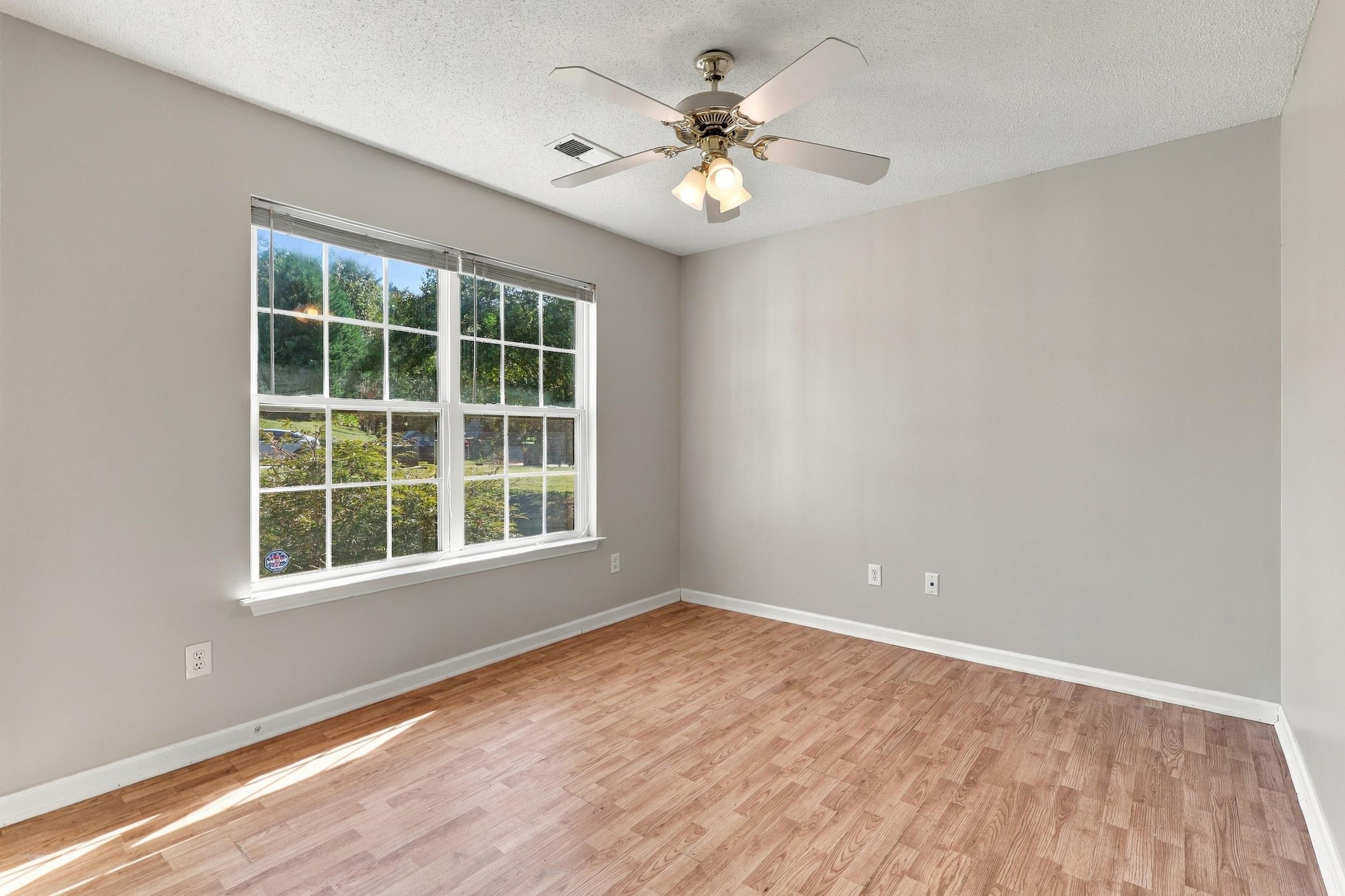 204 Bitternut Lane Property Photo 15