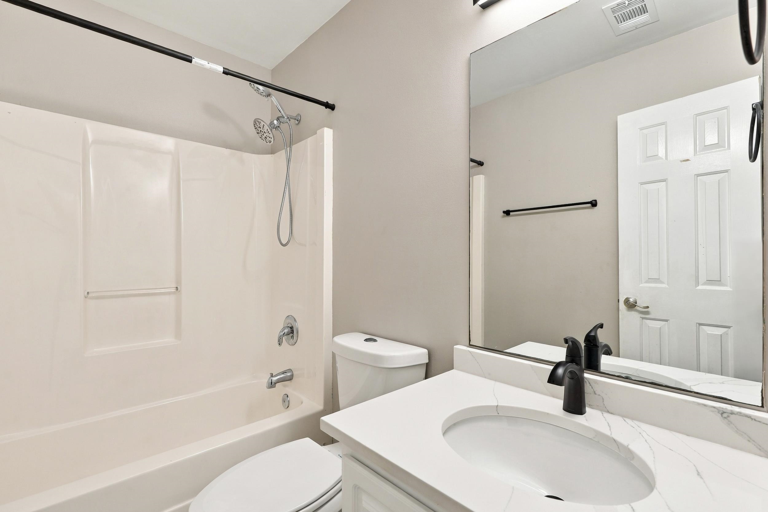 204 Bitternut Lane Property Photo 17
