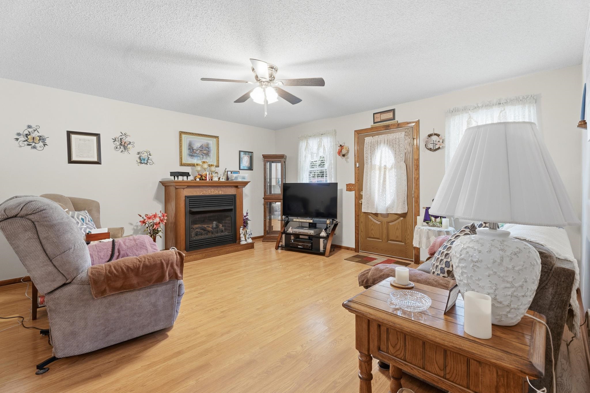 328 Parsons Road Property Photo 6