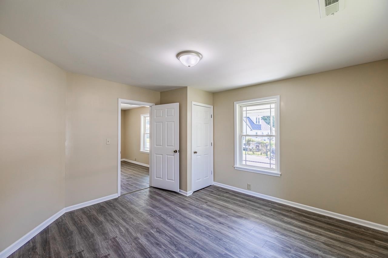 112 Woodrow Street Property Photo 10